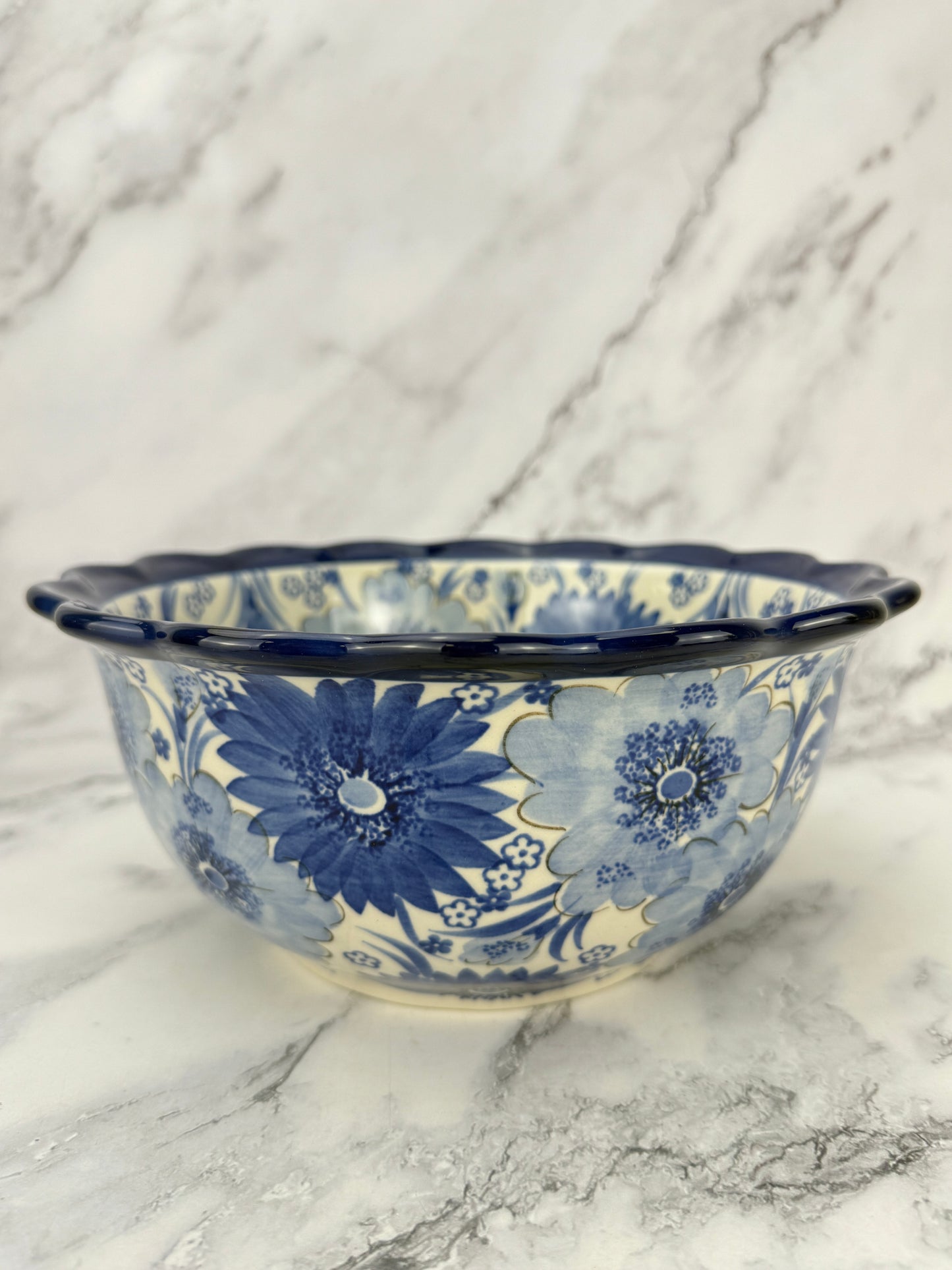 Large Unikat Ruffled Bowl - Shape 628 - Pattern U5176