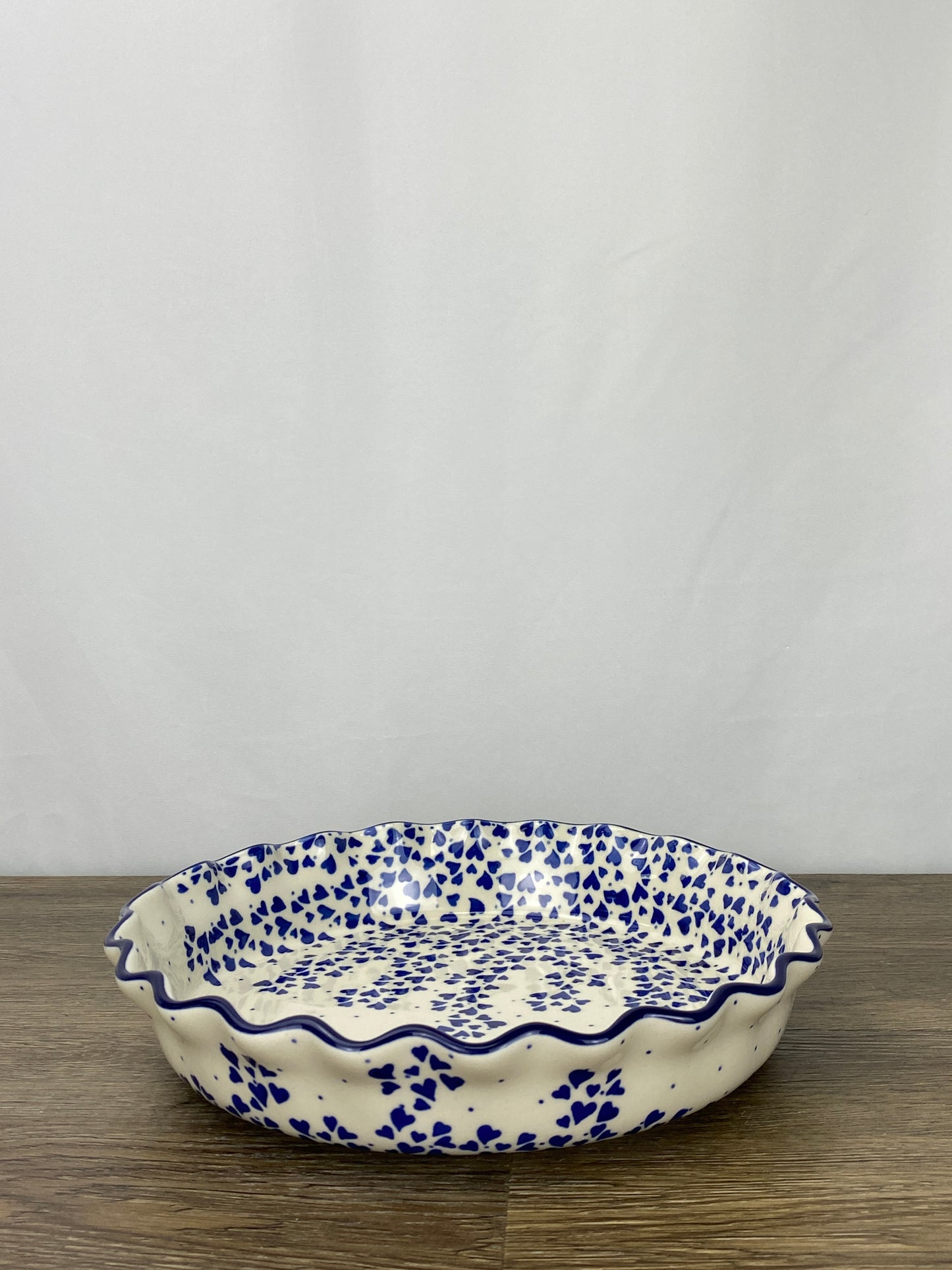 Ruffled Pie Plate / Round Baker  - Shape 636 - Pattern 2876