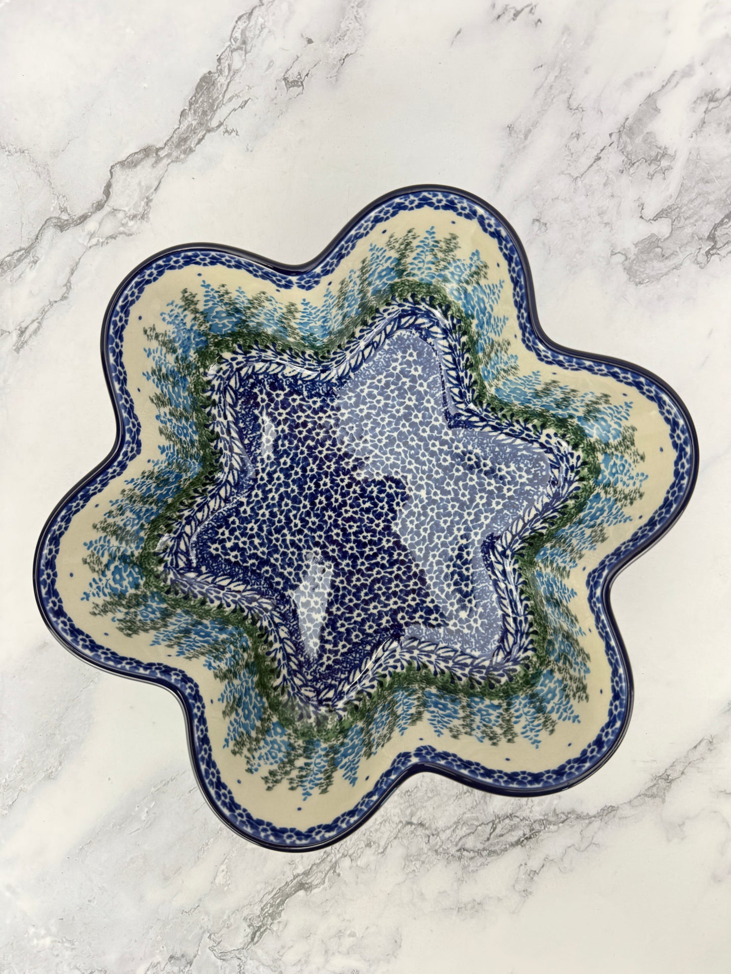 Flower Shaped Roll Baker - Shape D20 - Pattern 3279