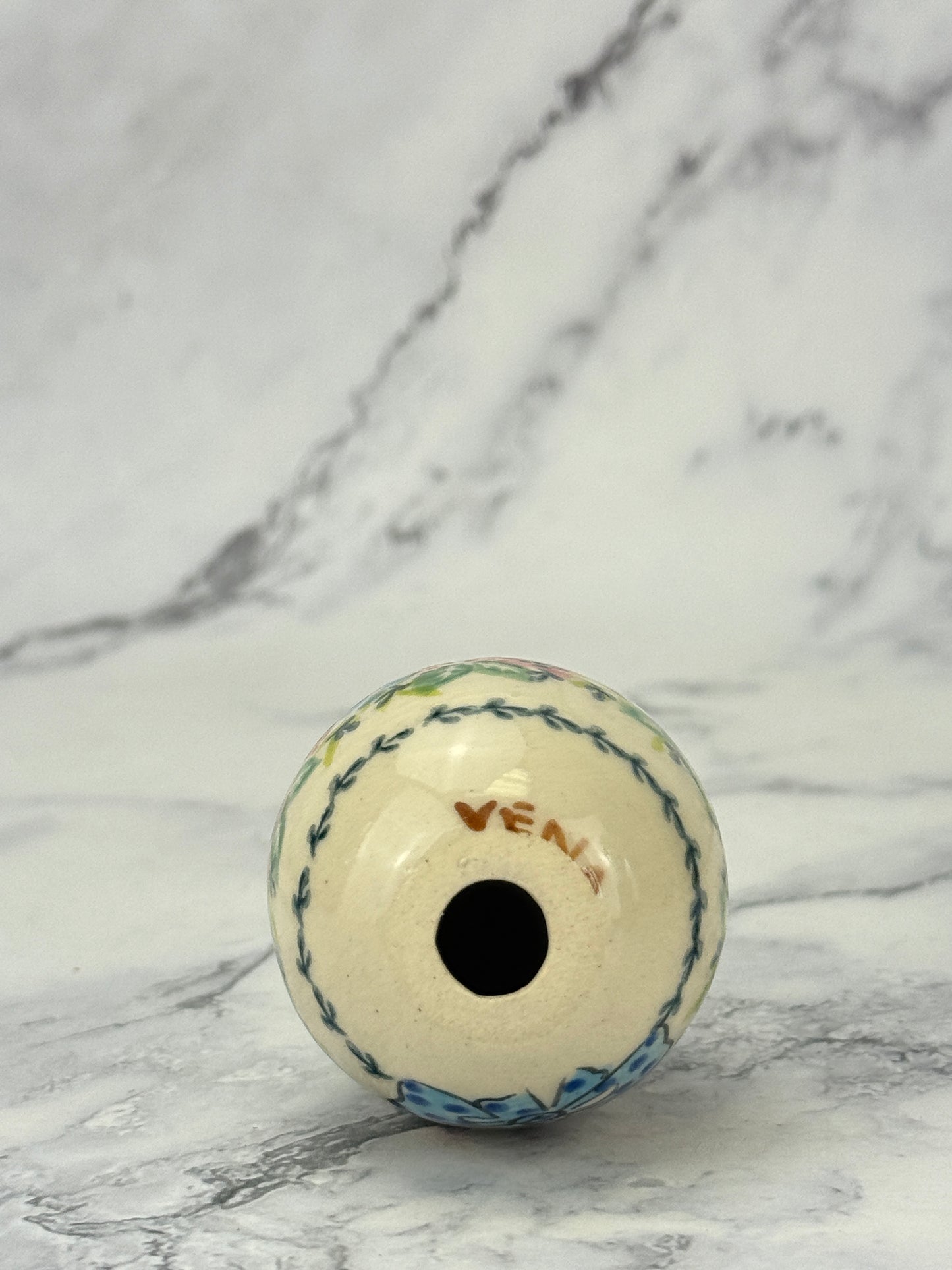 Vena Large Ceramic Easter Egg - Shape V037 -  Blue Bow Tie Bunny