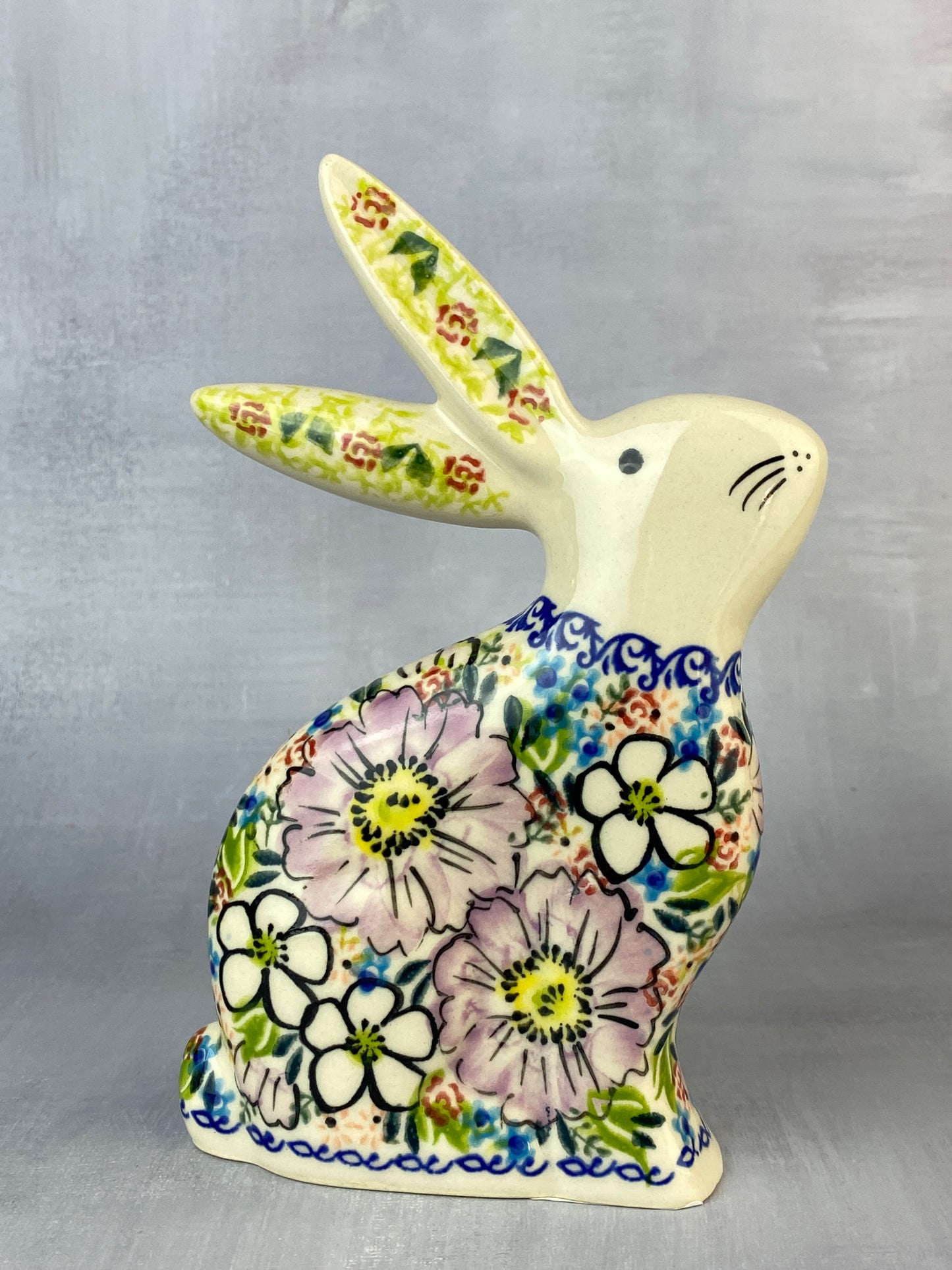 Tall Vena Bunny - Shape V613 - Lavender Flowers