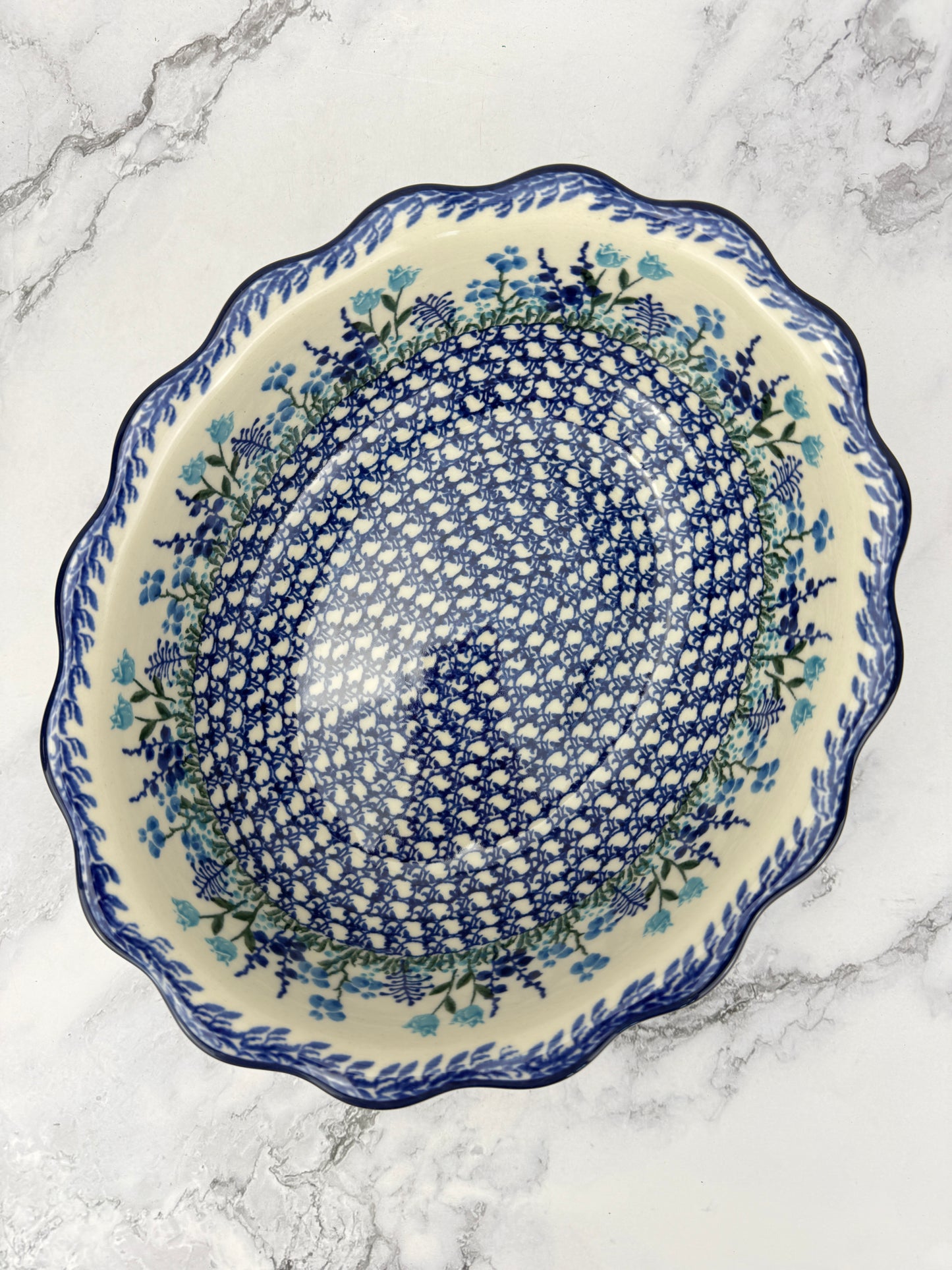 Scalloped Oval Bowl - Shape D78 - Pattern 2898