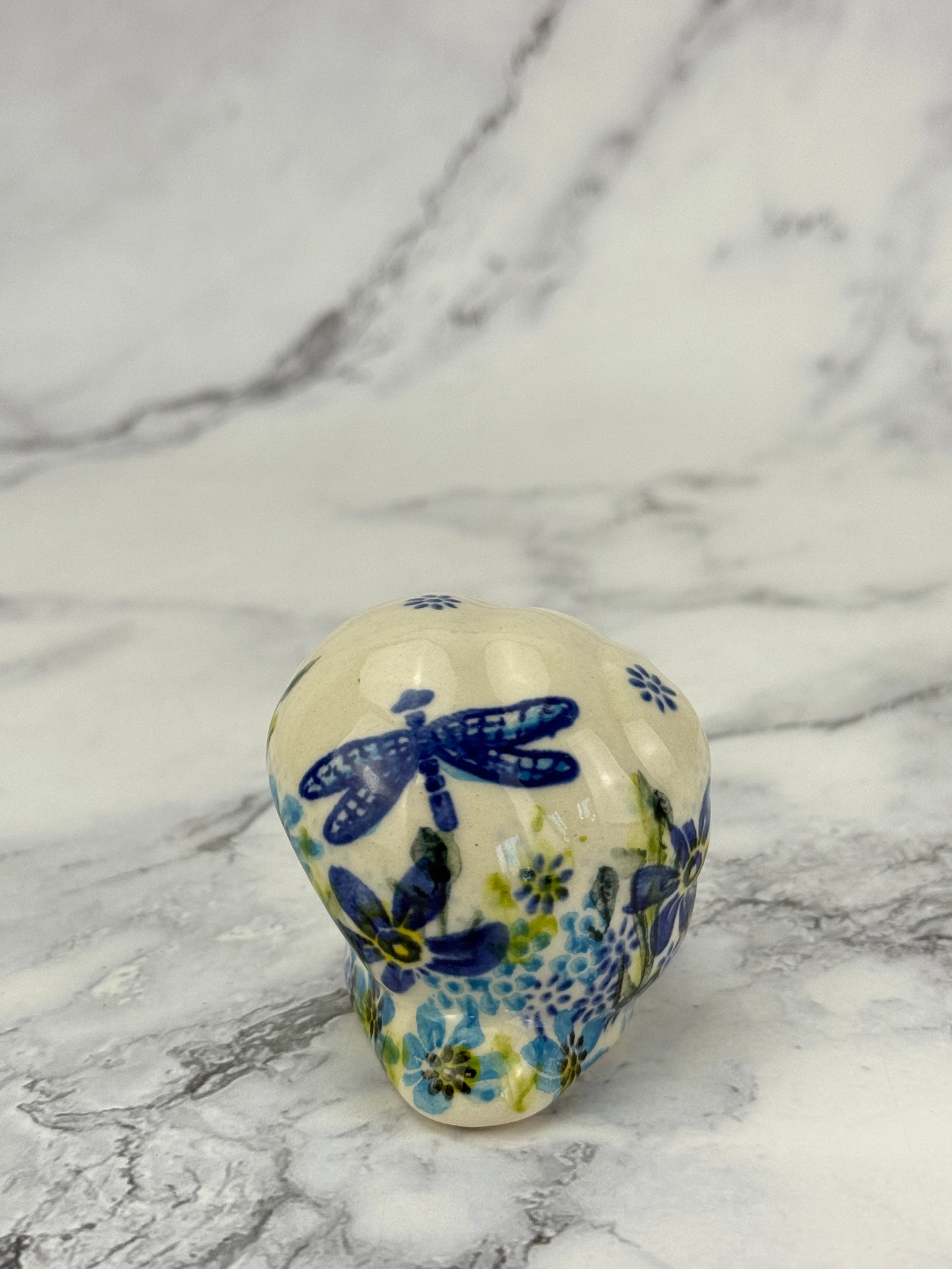 Snail Figurine - Shape V415 - Pattern Dragonfly Drift