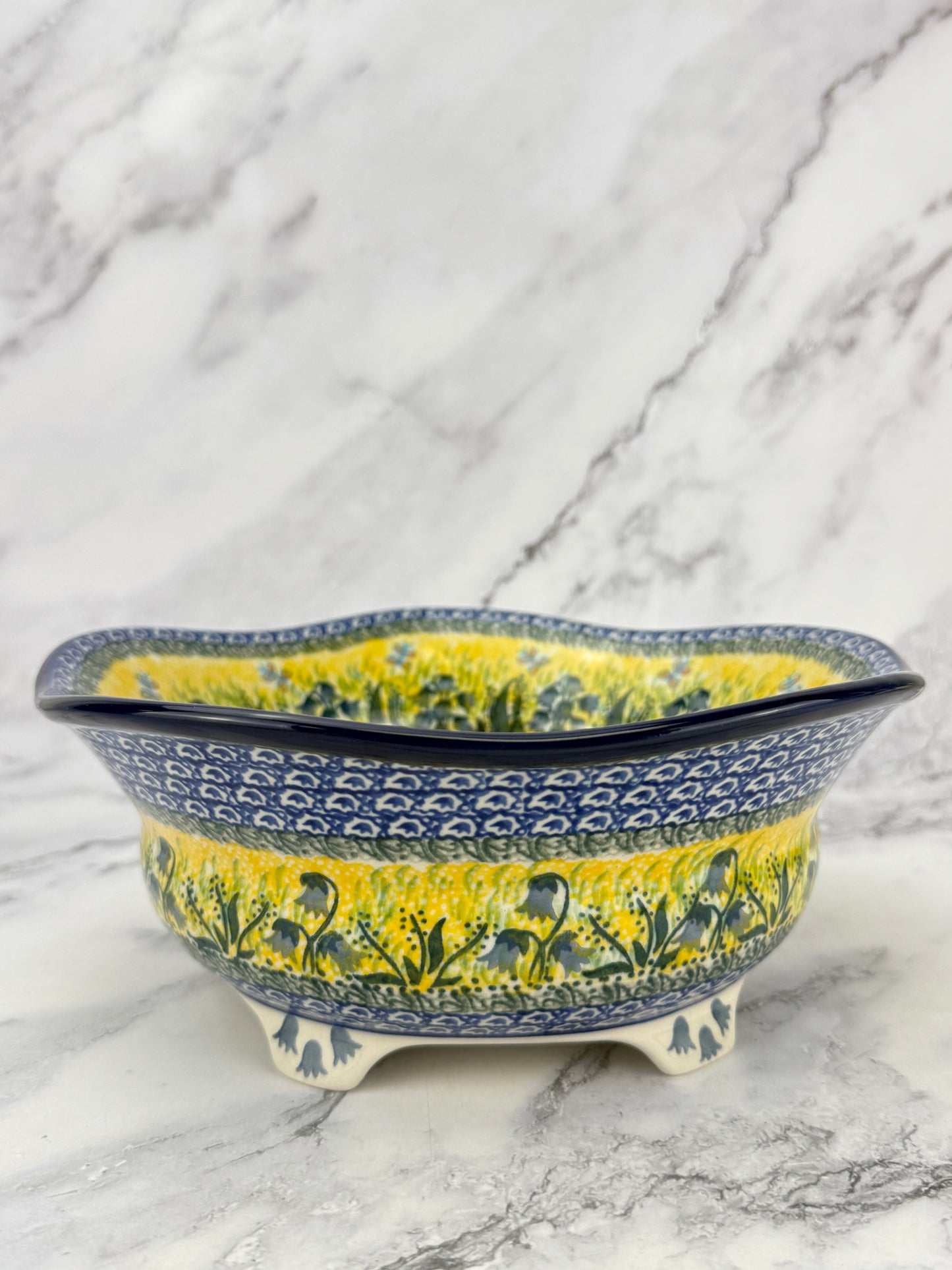 Footed Unikat Bowl - Shape A17 - Pattern U1483