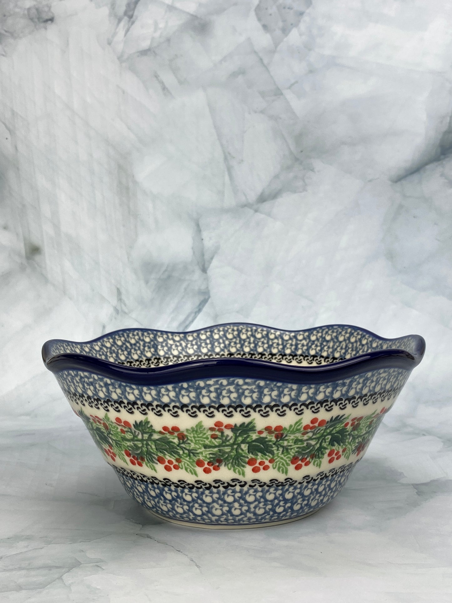 HOLIDAY SPECIAL Wavy Bowl - Shape 691 - Pattern 1734