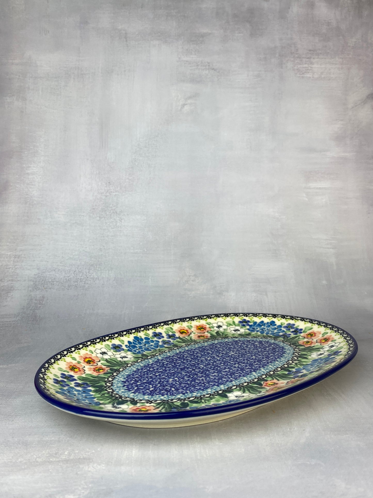 Medium Unikat Oval Platter - Shape G69 - Pattern U5113