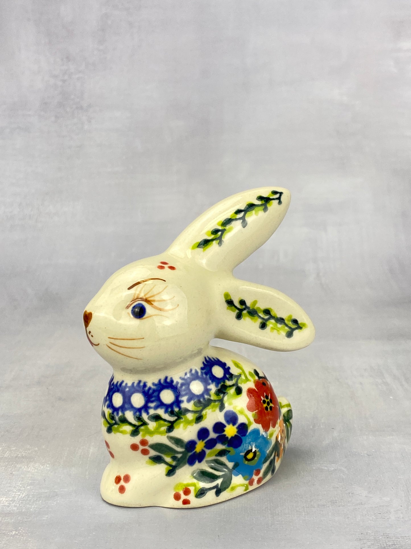 Bunny Figurine - Shape V412 - Blue and Red Flowers