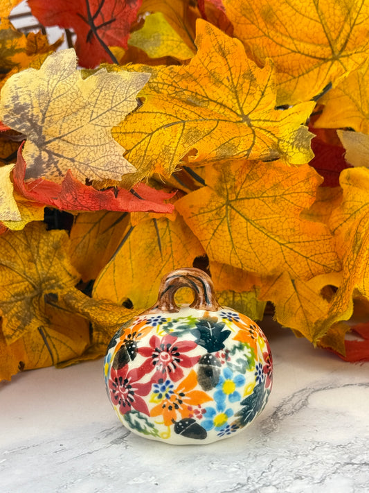 Vena Mini Pumpkin - Floral Acorn