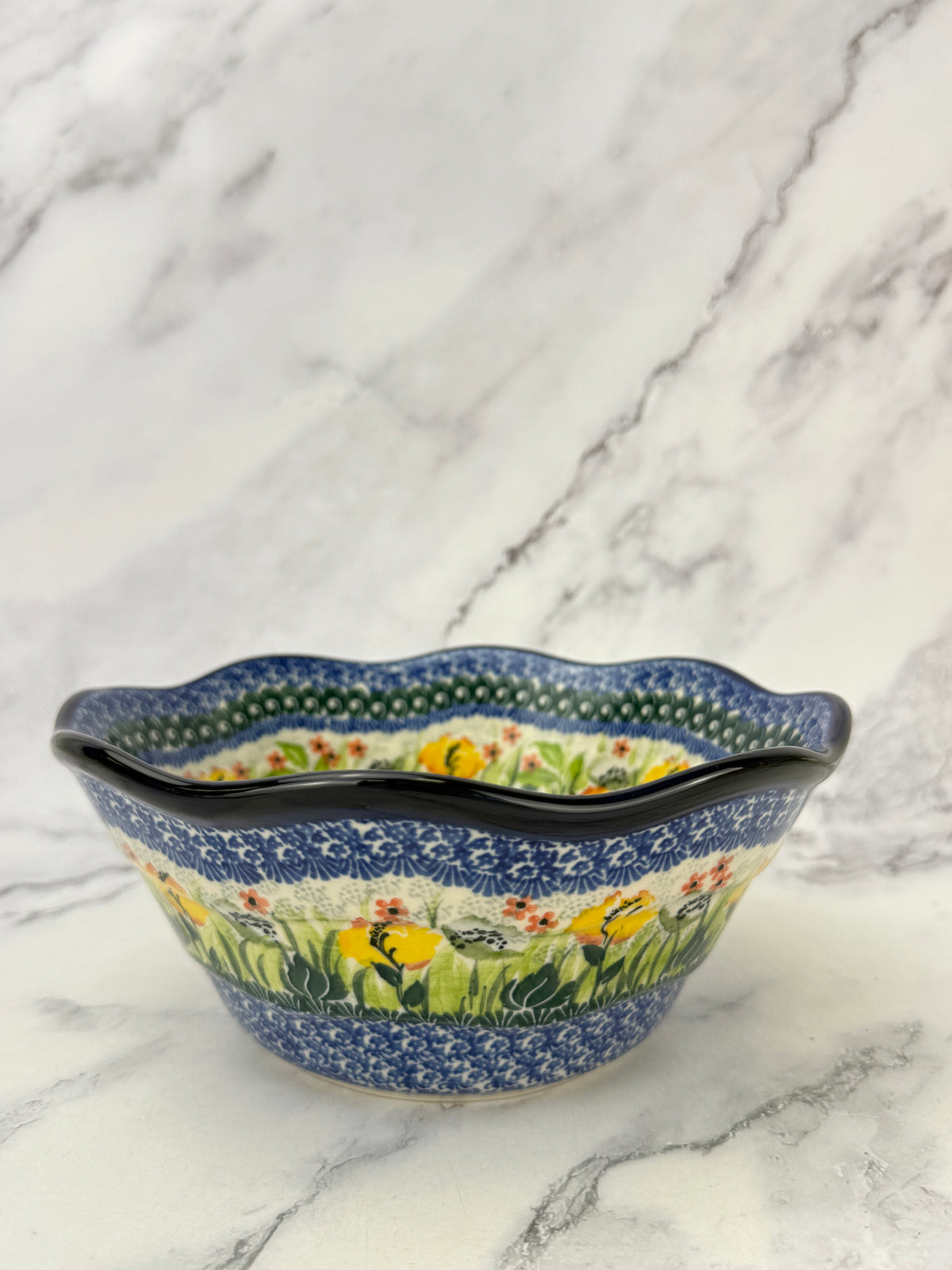 Small Wavy Unikat Bowl - Shape 691 - Pattern U5273