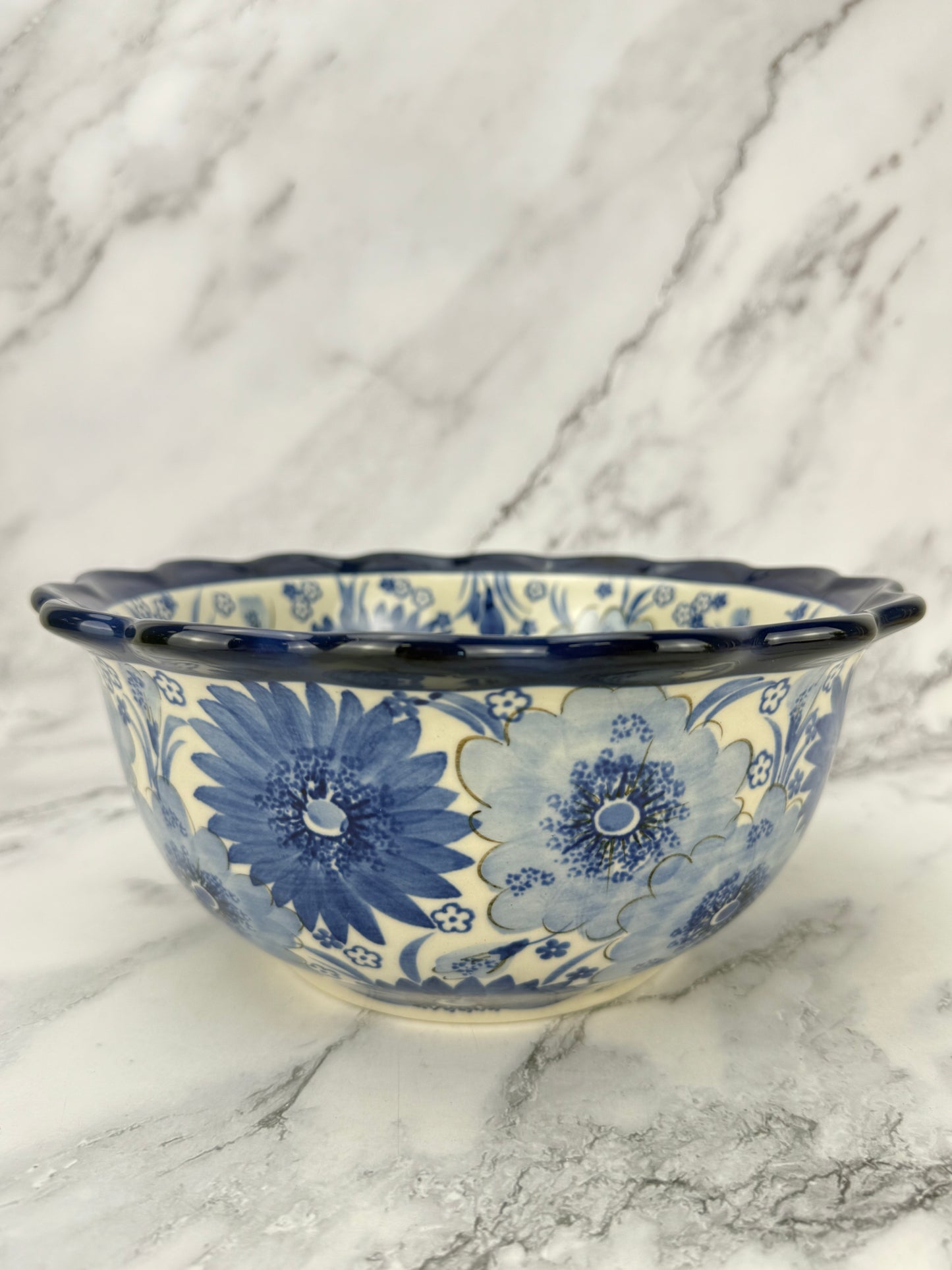 Large Unikat Ruffled Bowl - Shape 628 - Pattern U5176