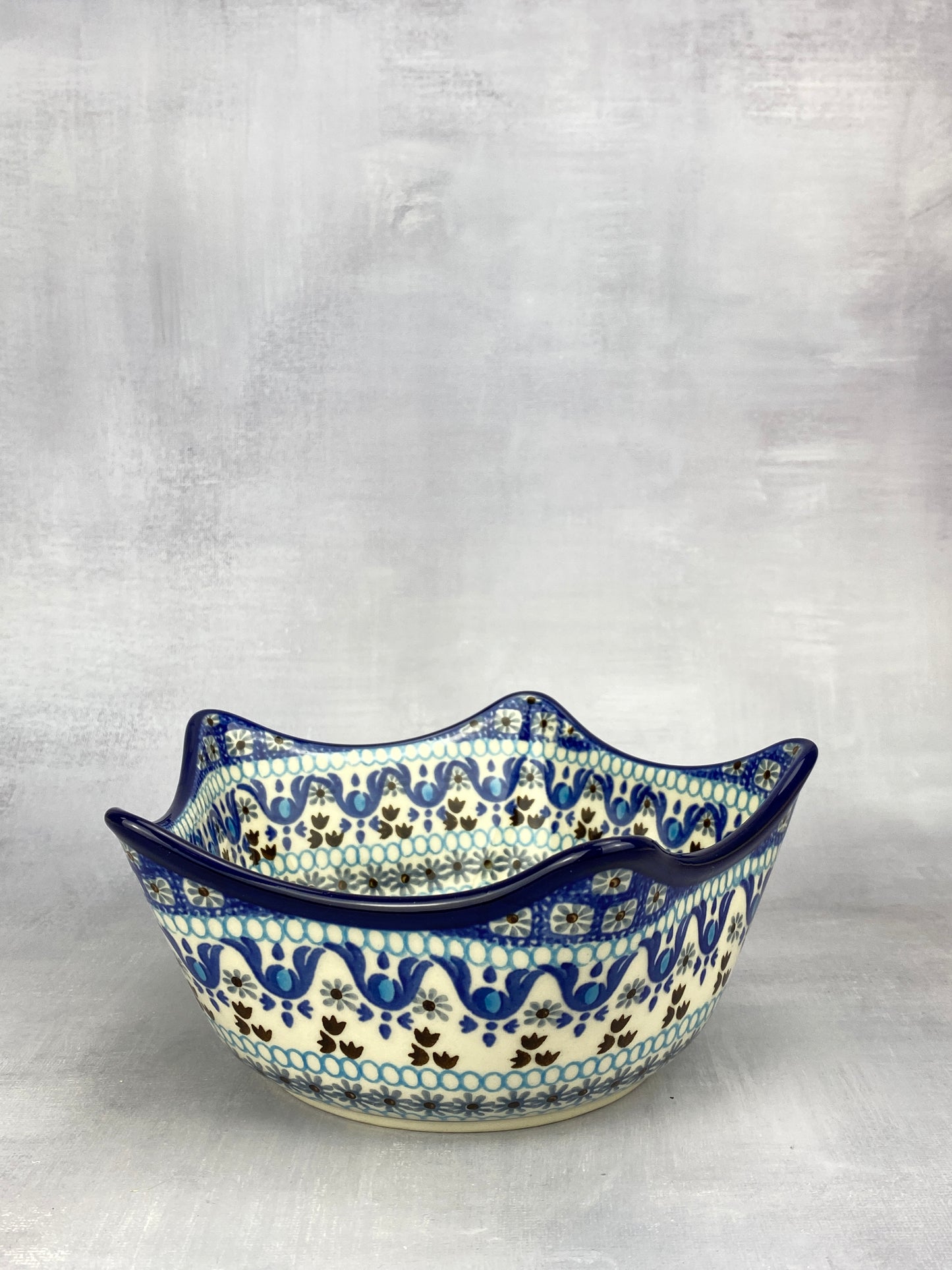 Five Pointed Bowl - Shape 814 - Pattern 1026