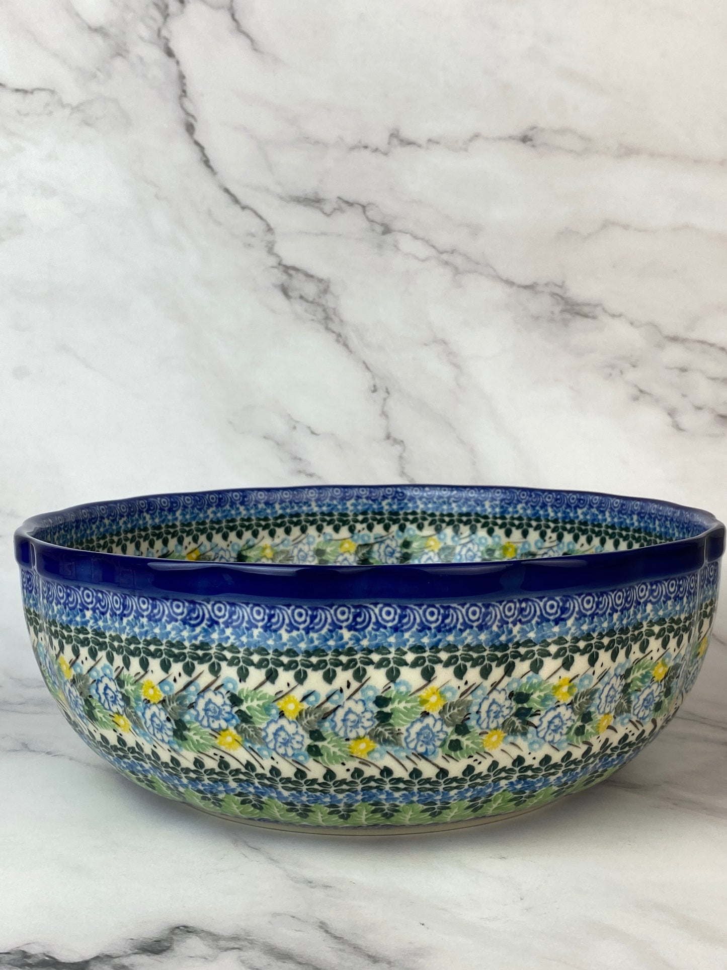 11" Wavy Unikat Serving Bowl - Shape 013 - Pattern U3677