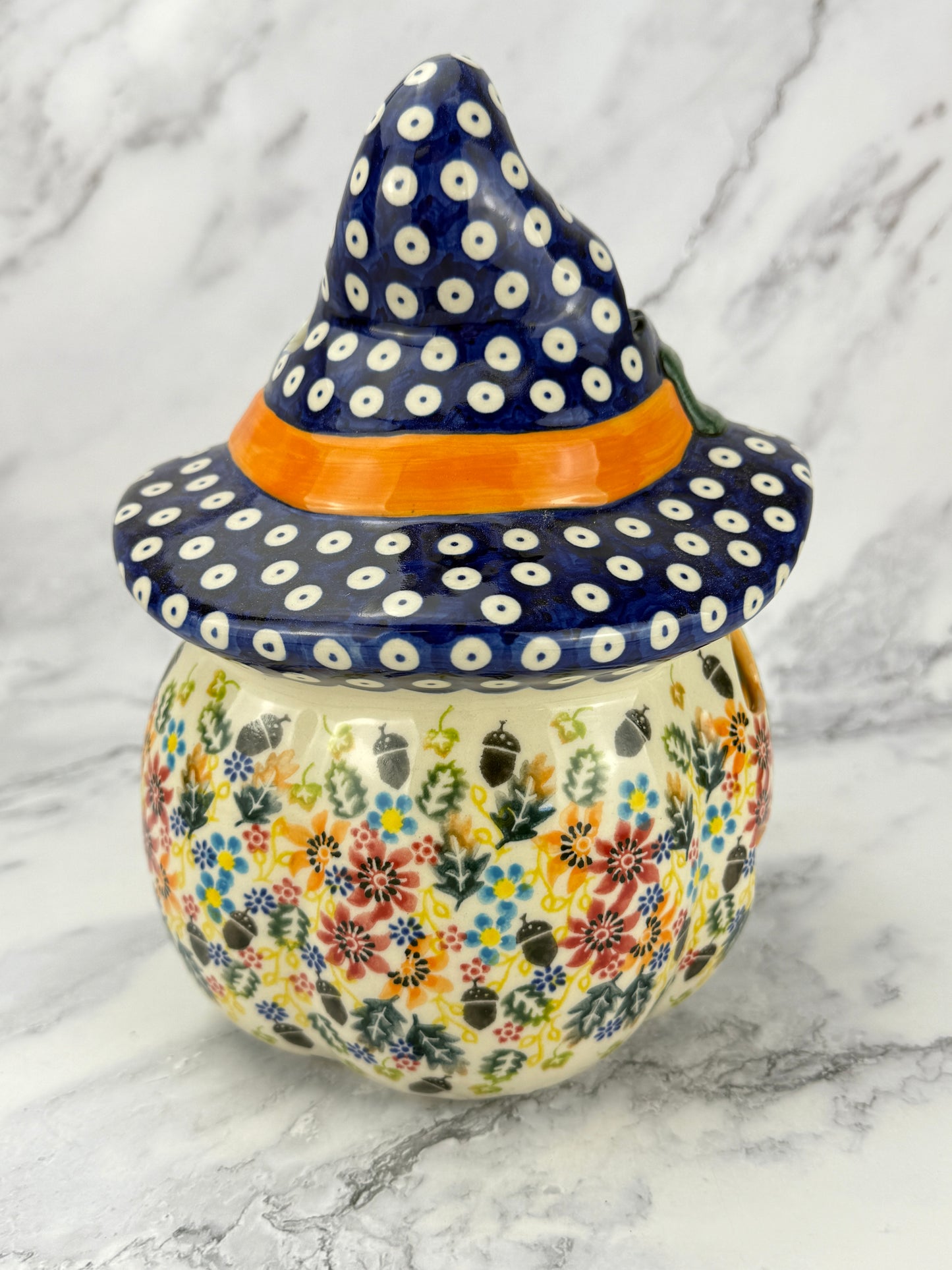 SALE Medium Unikat Pumpkin with Hat - Pattern U633