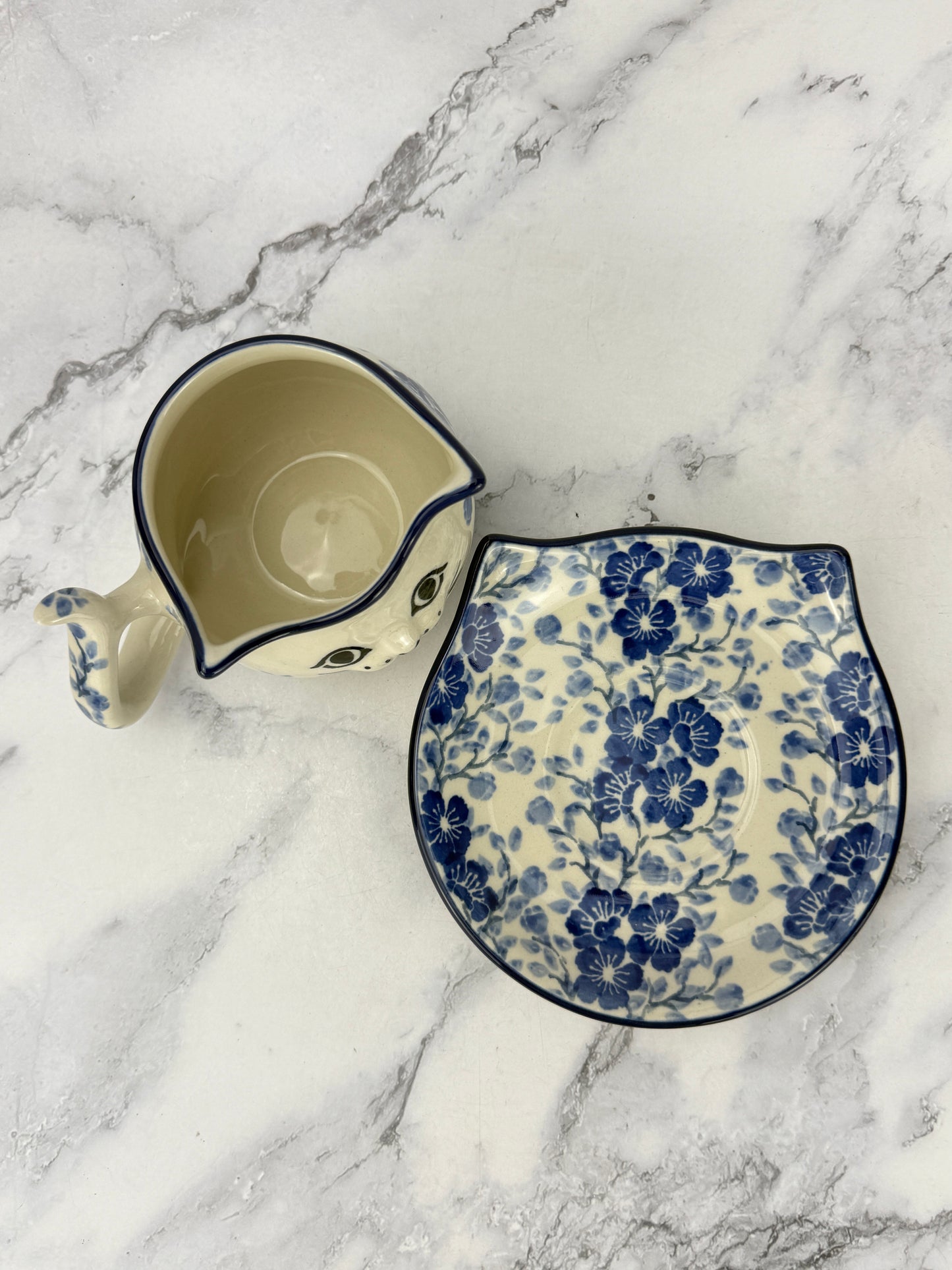 Cat Mug & Saucer 9oz - Shape H16 - Pattern 3428