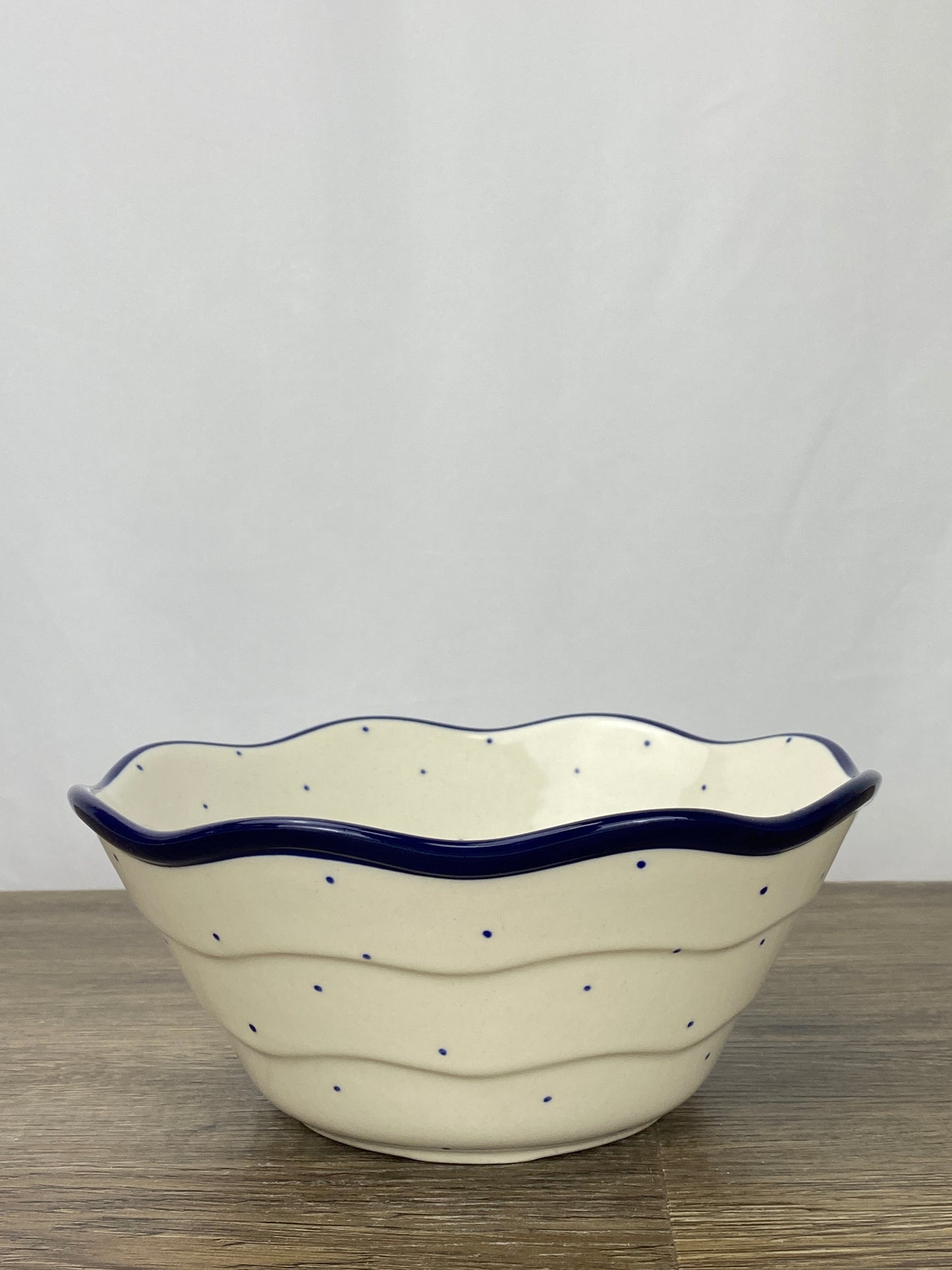 Medium Wavy Bowl - Shape 691 - Pattern 2876