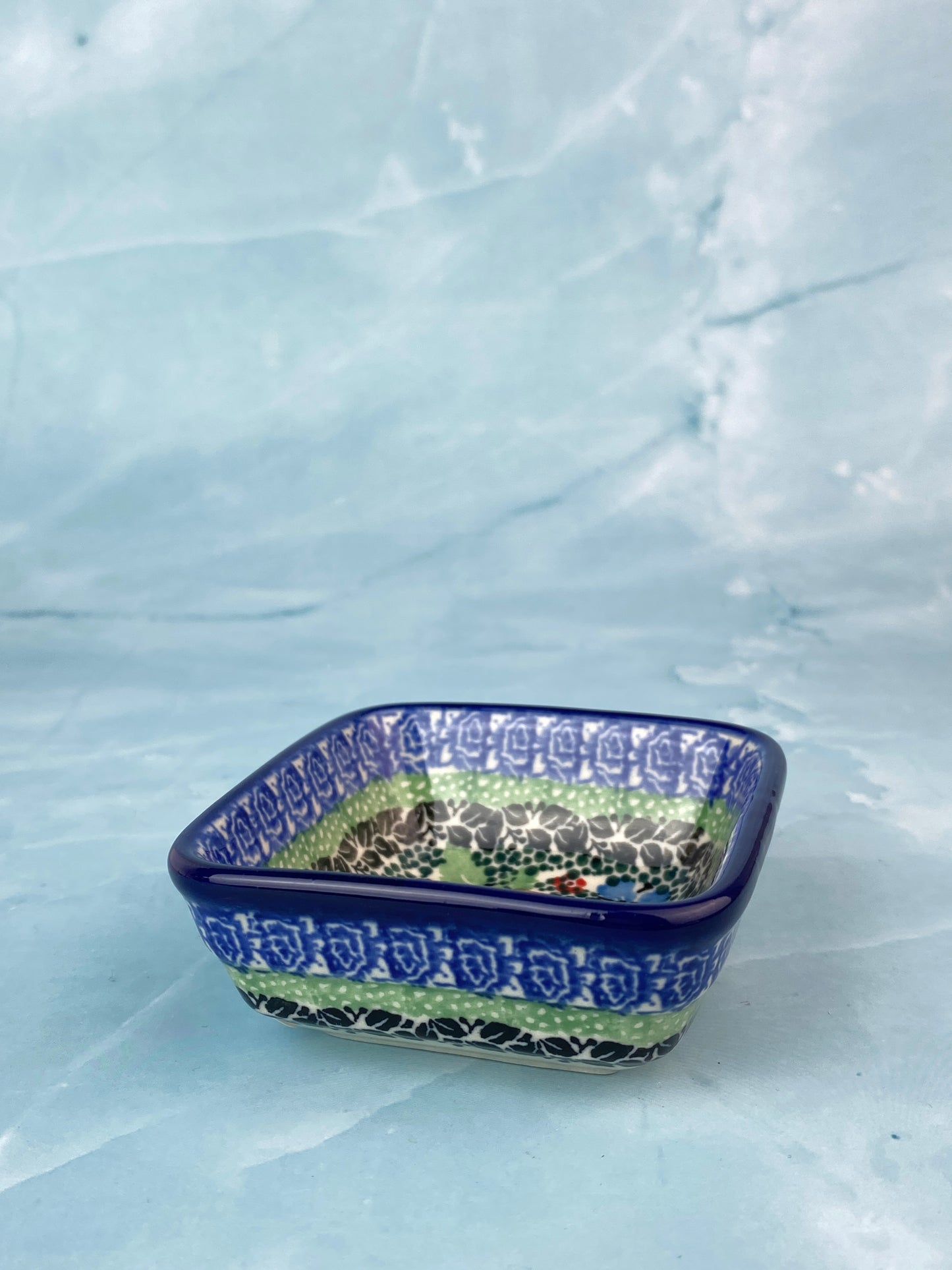 Small Ribbed Unikat Dip Bowl - Shape 656 - Pattern U4797