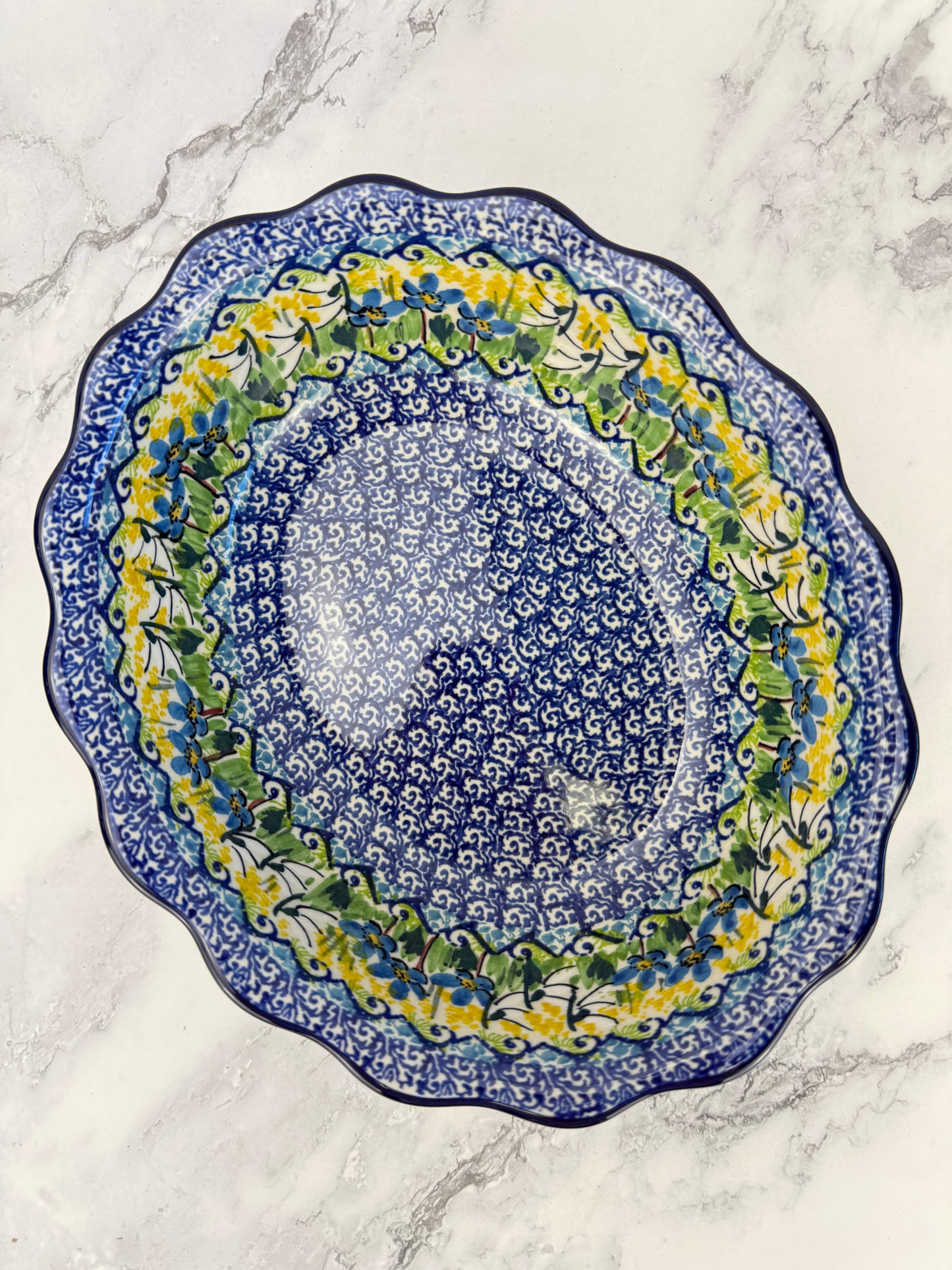 Scalloped Unikat Oval Bowl - Shape D78 - Pattern U5171