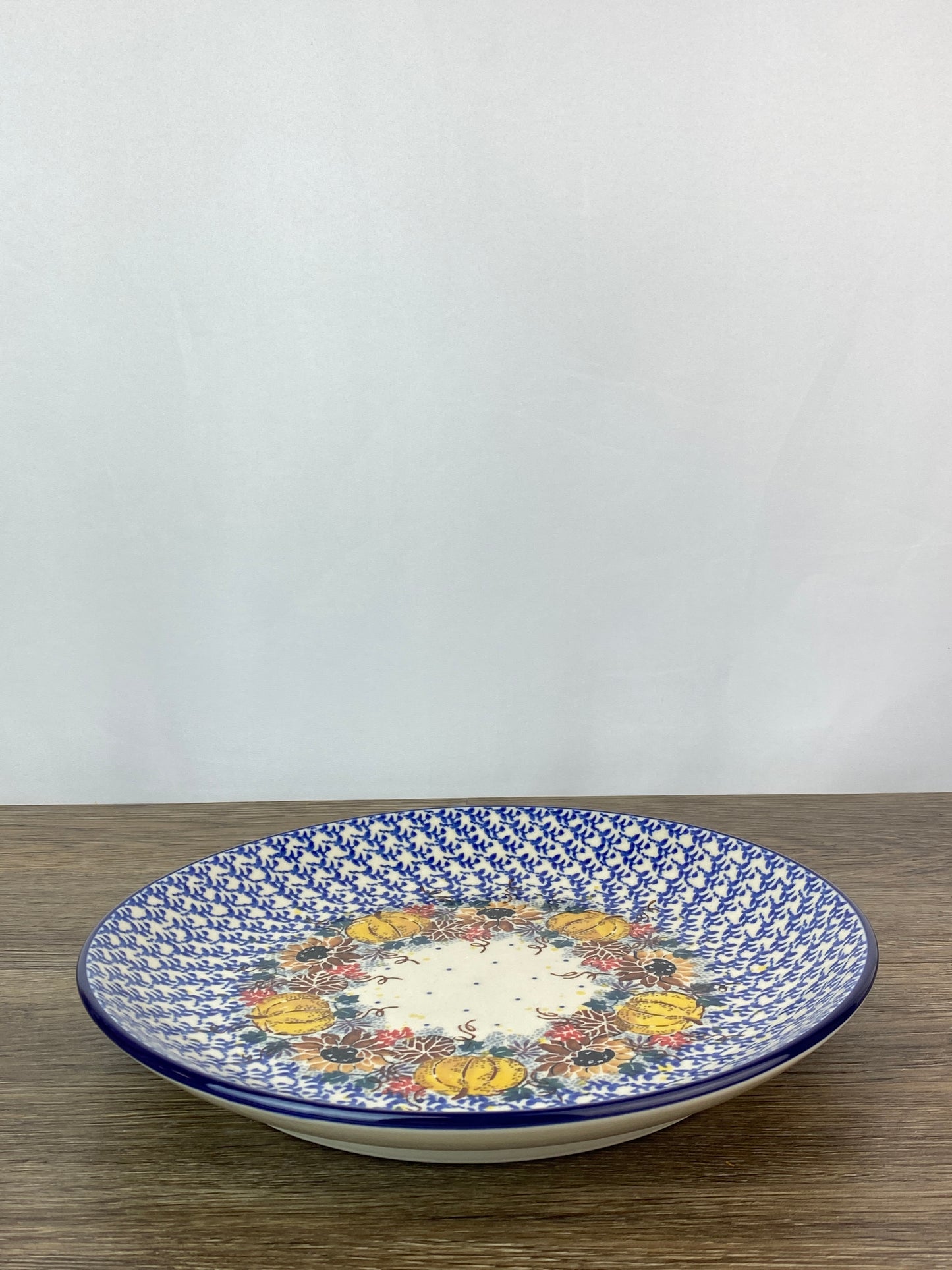10.5" Unikat Dinner Plate - Shape 223 - Pattern U4741