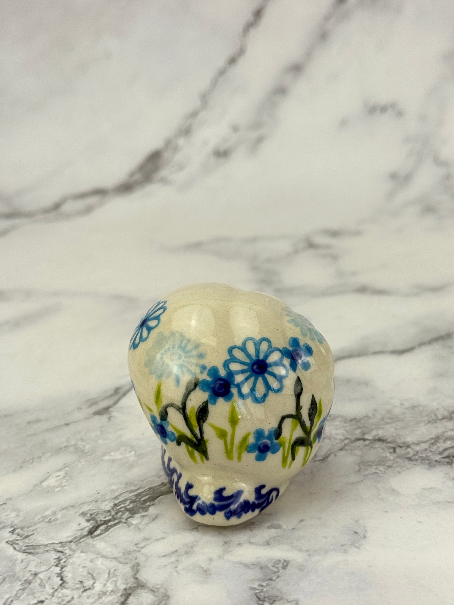 Snail Figurine - Shape V415 - Pattern Royal Garden