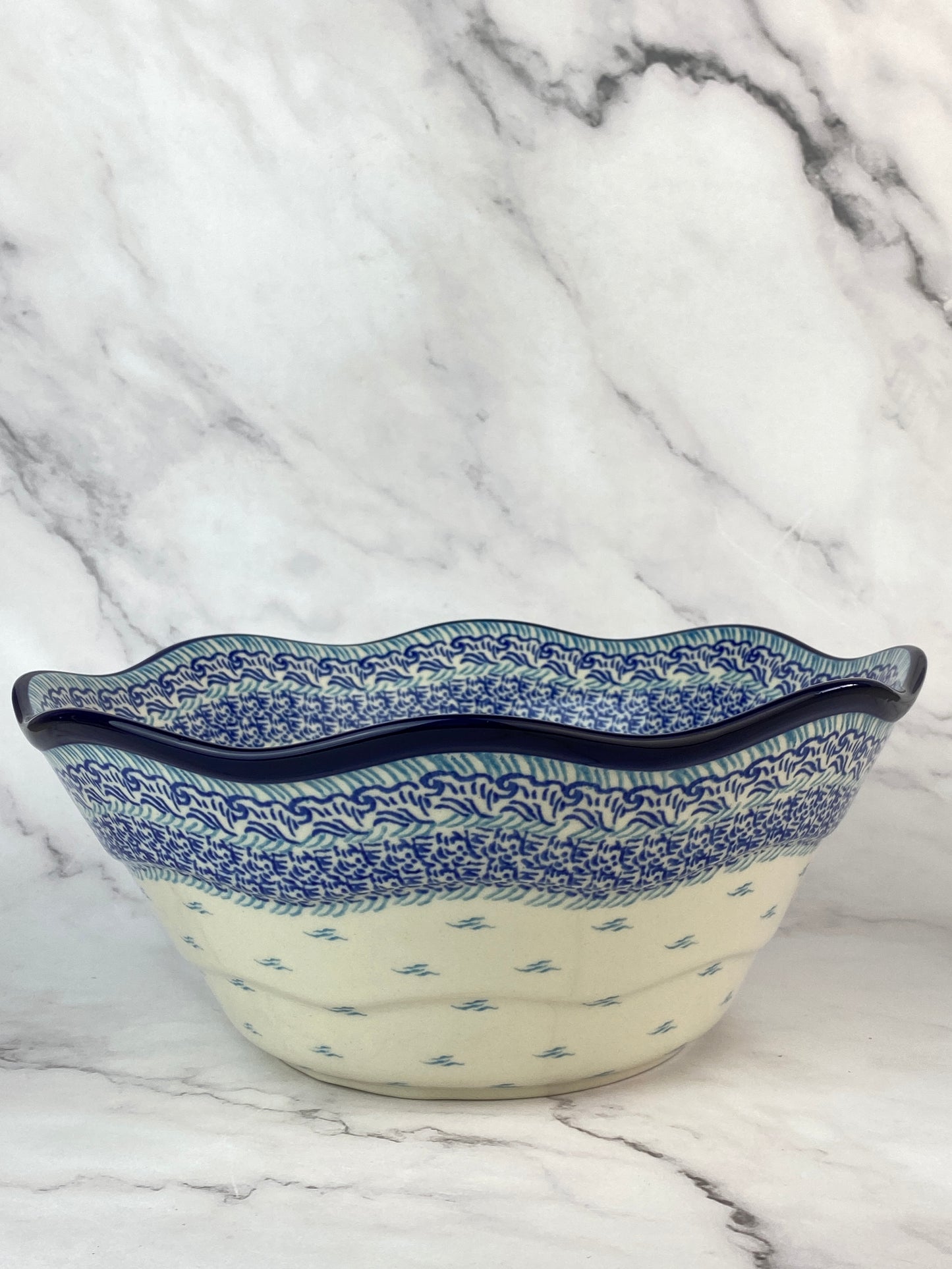 Large Wavy Serving Bowl - Shape 692 - Pattern 2931