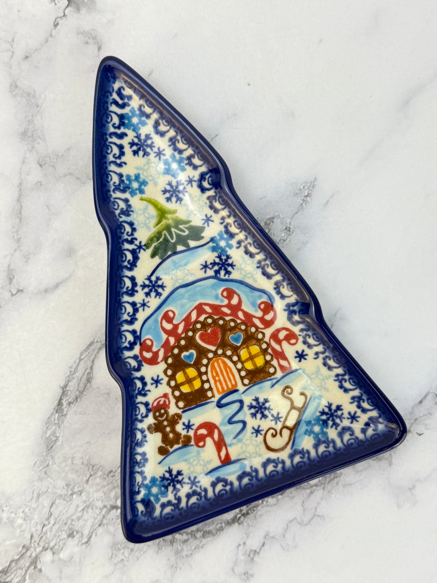 Vena Small Christmas Tree Plate - Shape V669 - Gingerbread