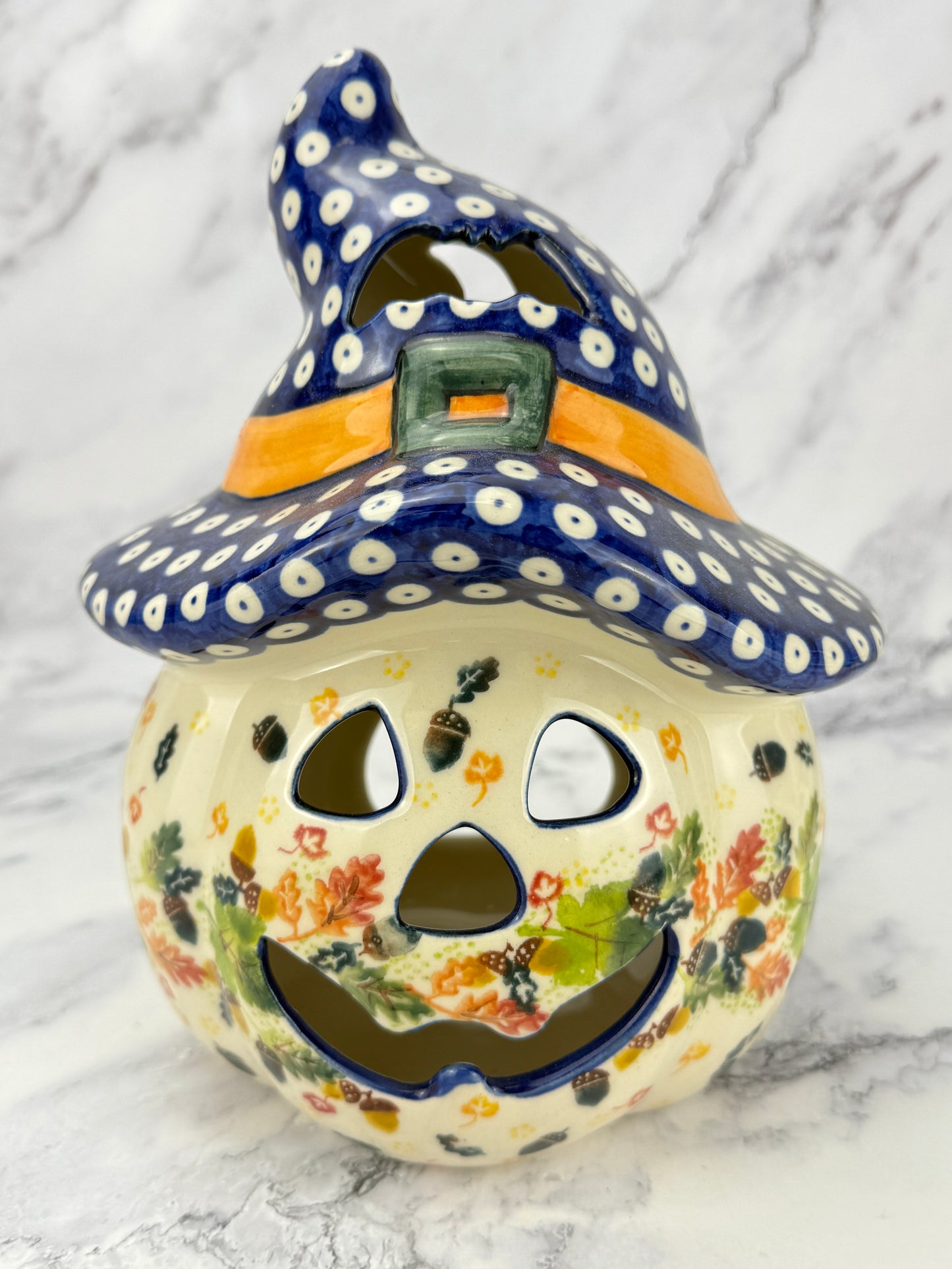 SALE Medium Unikat Pumpkin with Hat - Pattern CU497