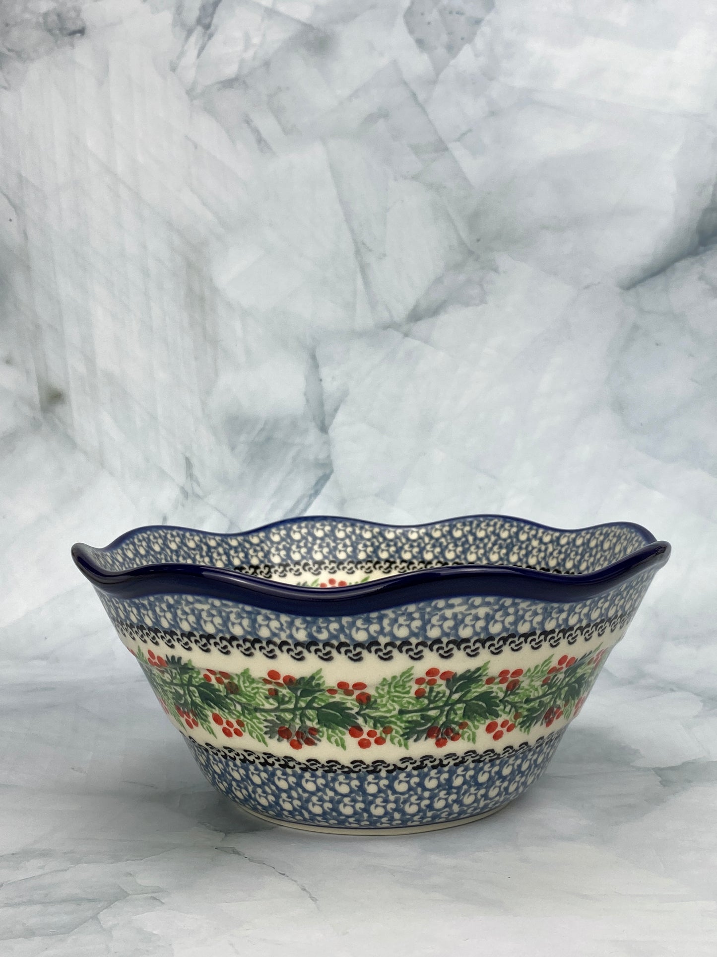 HOLIDAY SPECIAL Wavy Bowl - Shape 691 - Pattern 1734