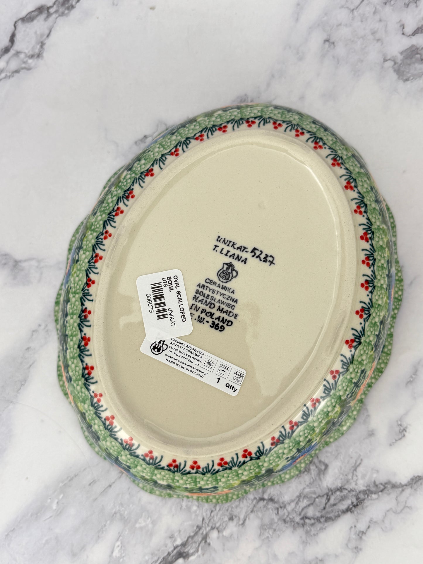 Scalloped Unikat Oval Bowl - Shape D78 - Pattern U5237