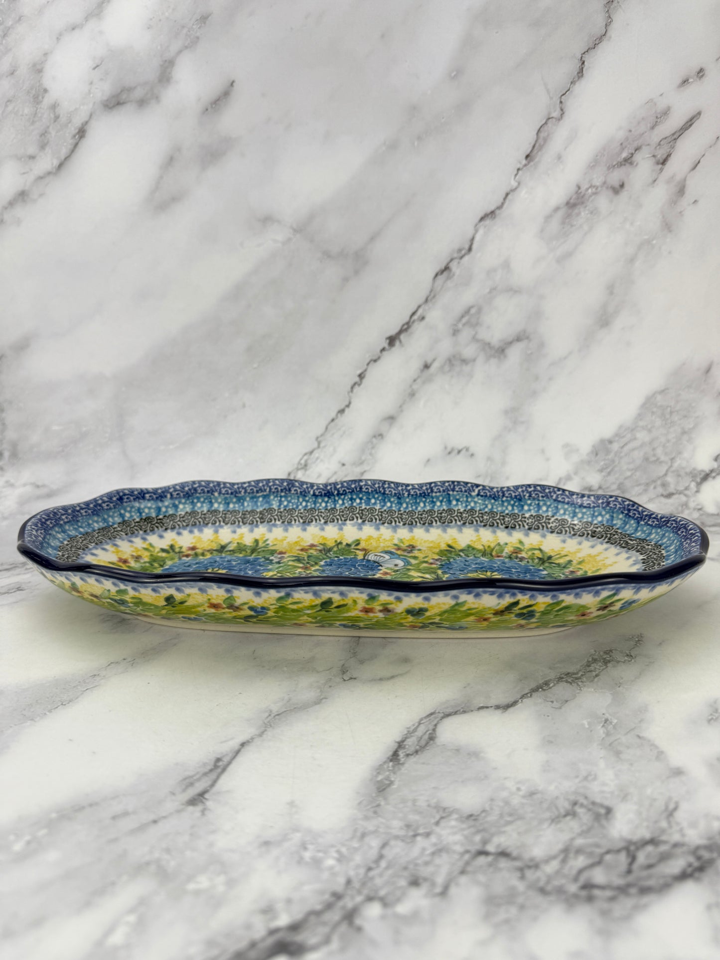 Scalloped Unikat Tray - Shape A42 - Pattern U5048