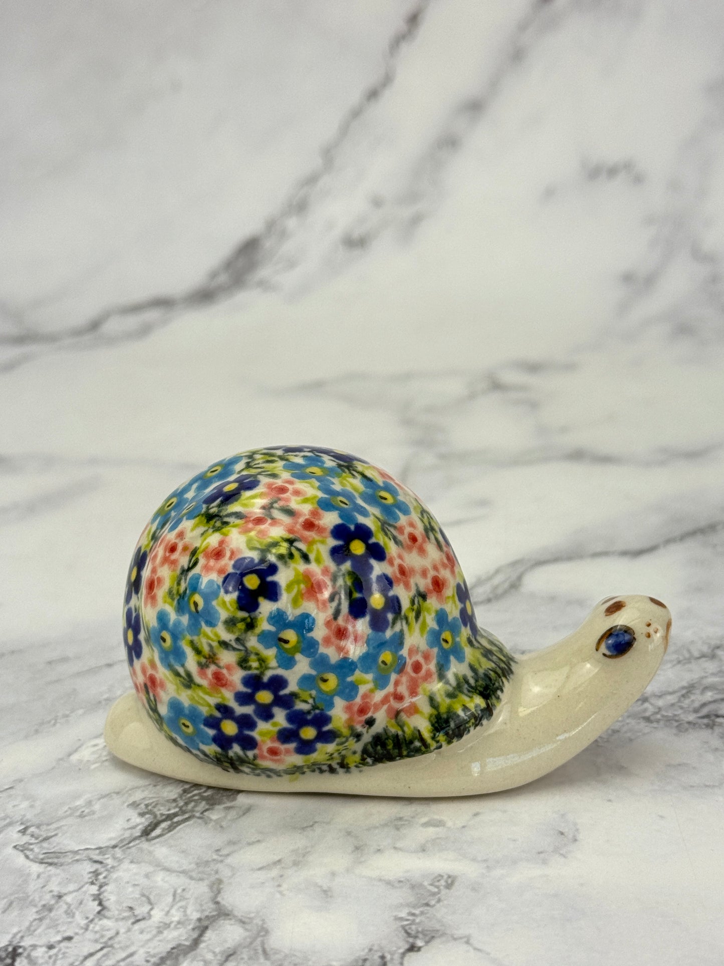 Snail Figurine - Shape V415 - Pattern Pink Posy
