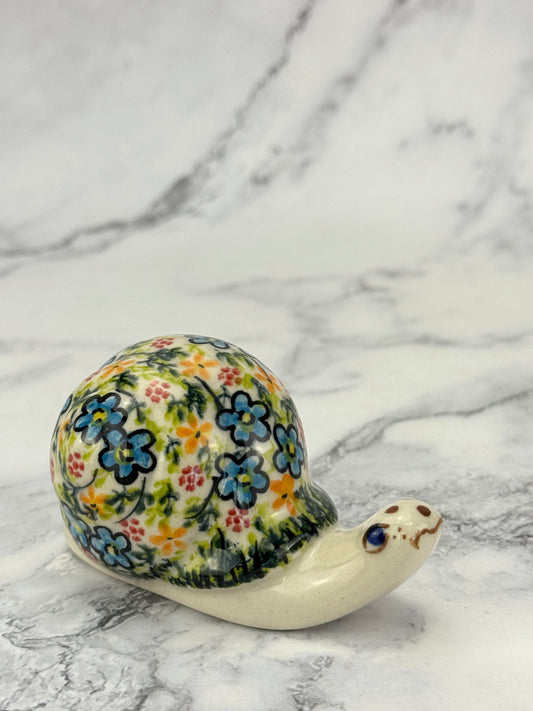 Snail Figurine - Shape V415 - Pattern Petite Posy