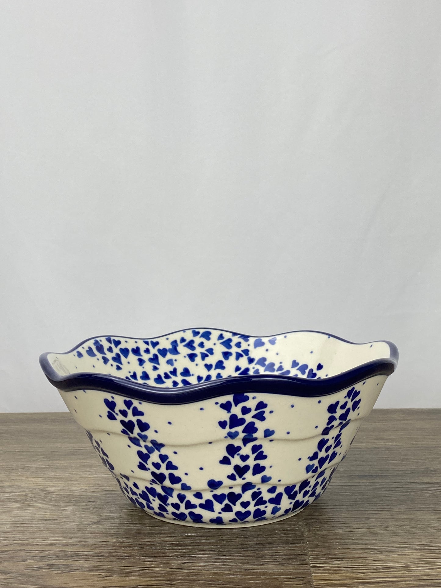 Medium Wavy Bowl - Shape 691 - Pattern 2876