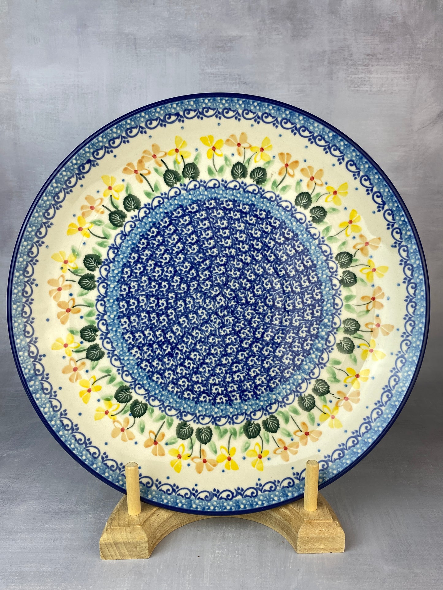 10.5" Dinner Plate - Shape 223 - Pattern 2753