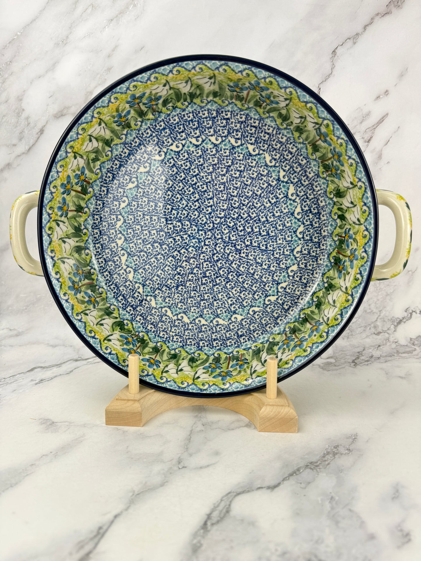 10"  Unikat Round Baker With Handles - Shape 420 - Pattern U5071