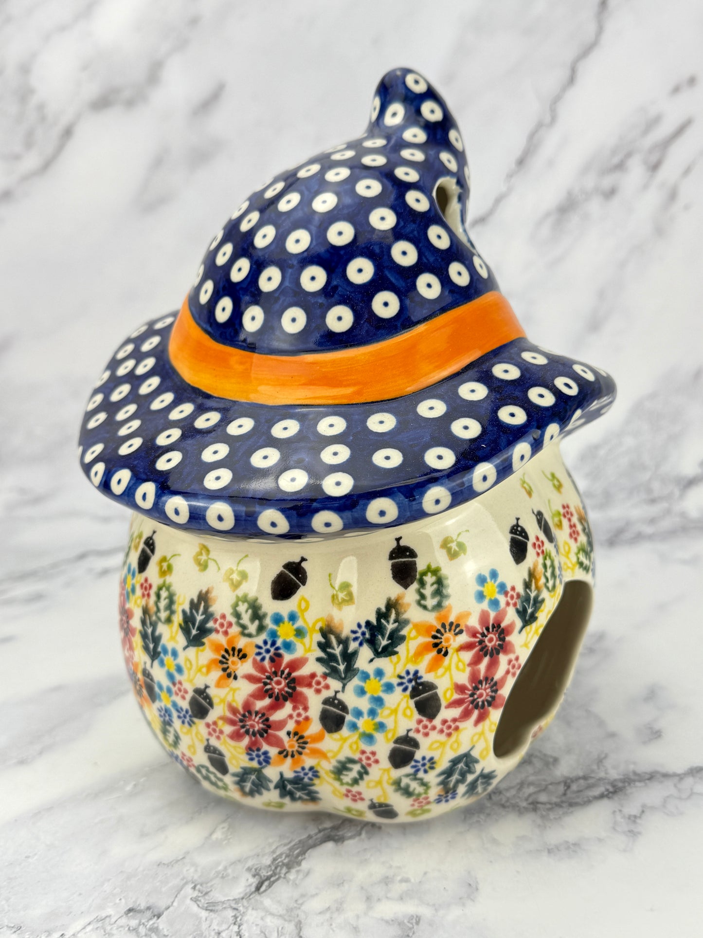 SALE Medium Unikat Pumpkin with Hat - Pattern U633