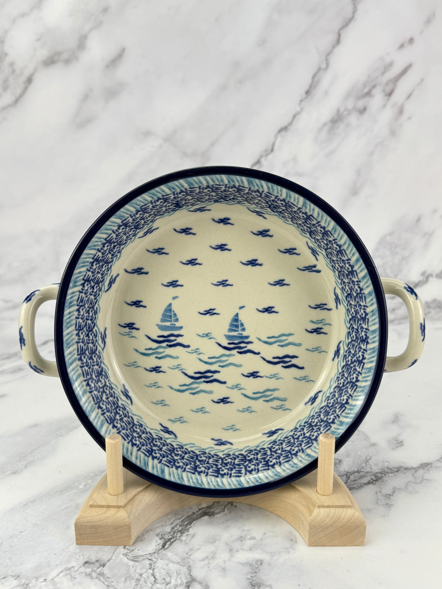 Small Round Baker with Handles - Shape C40 - Pattern 2932