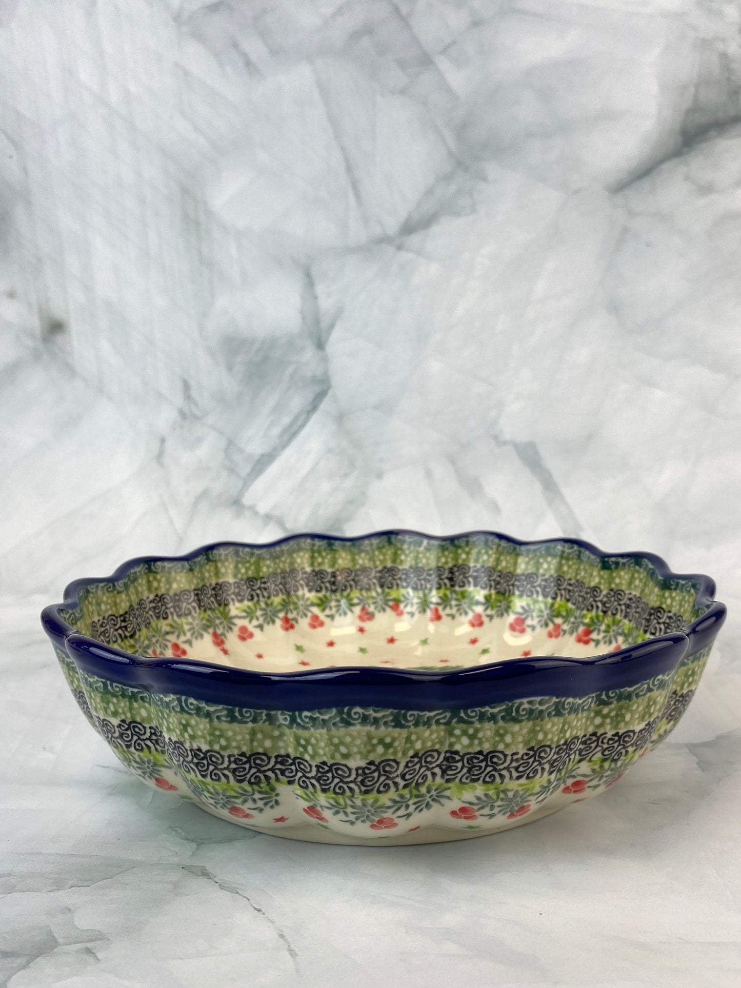 Unikat Scalloped Bowl - Shape 974 - Pattern U5037