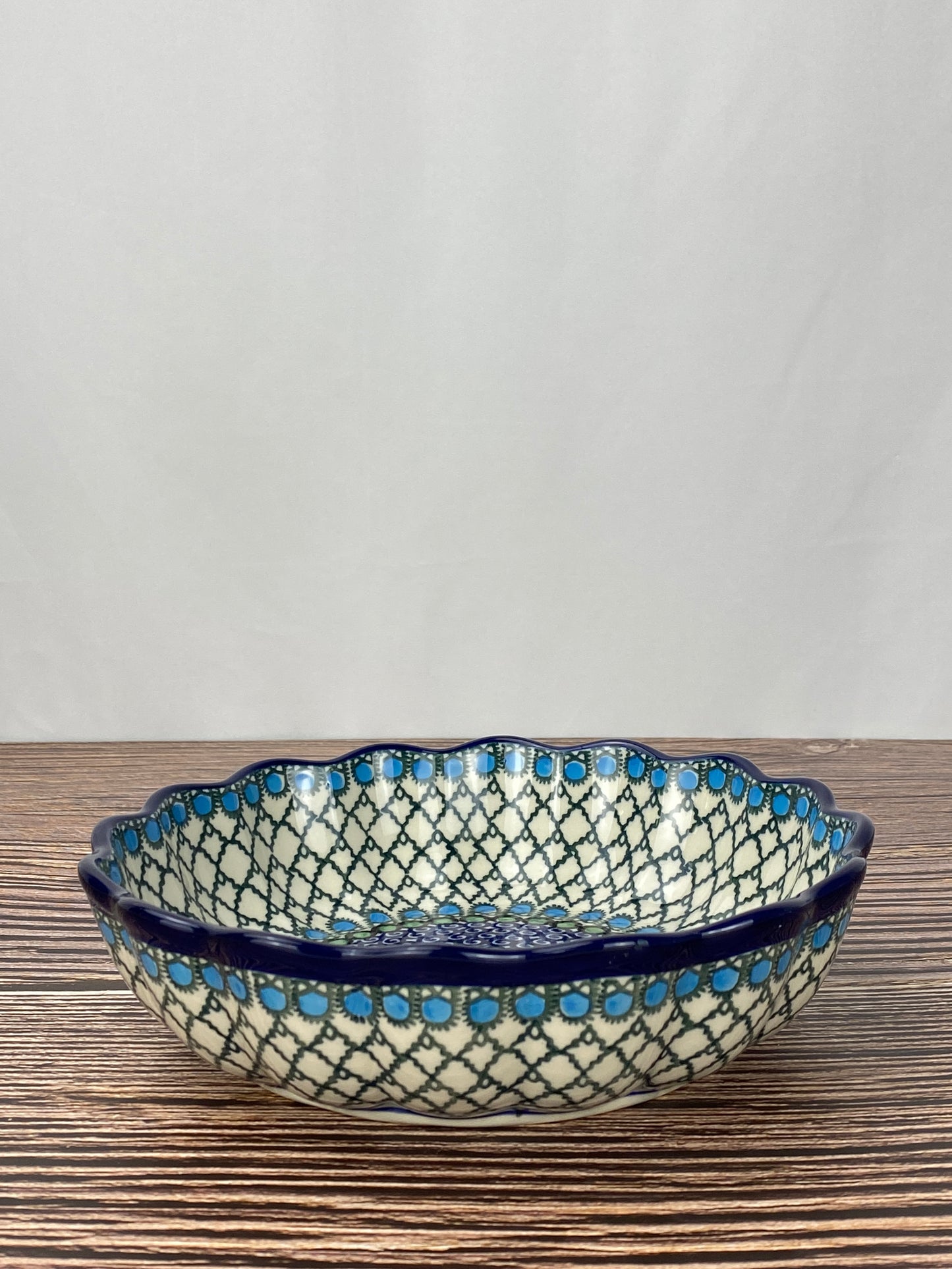 SALE Unikat Scalloped Bowl - Shape 974 - Pattern U72