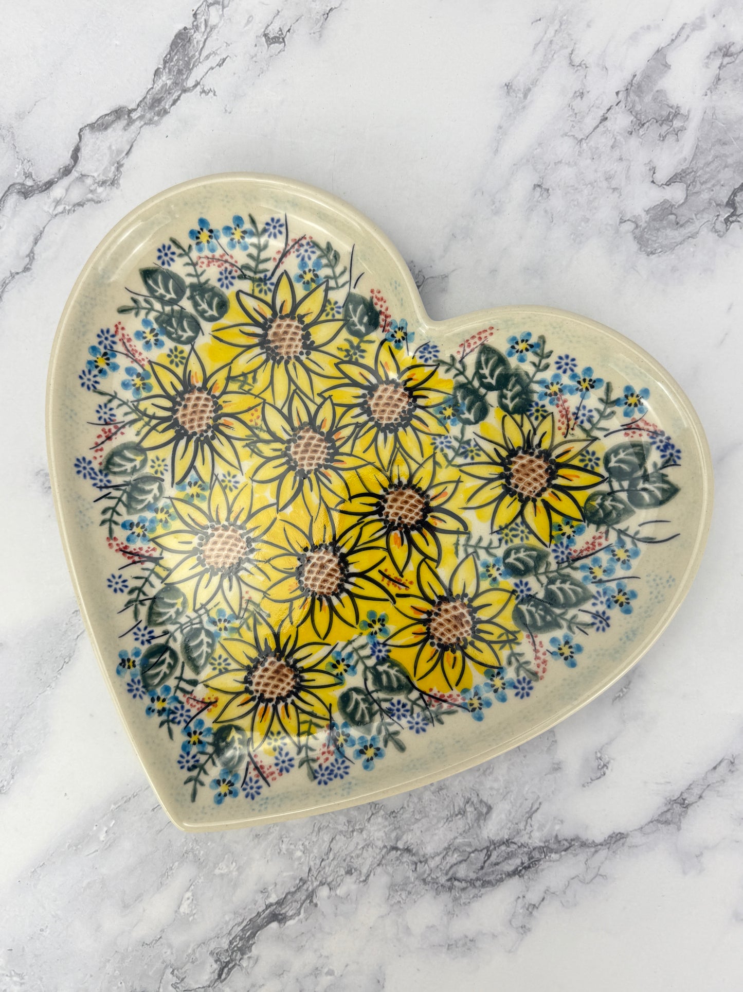 SALE Unikat Heart Plate - Shape V393 - Pattern A544
