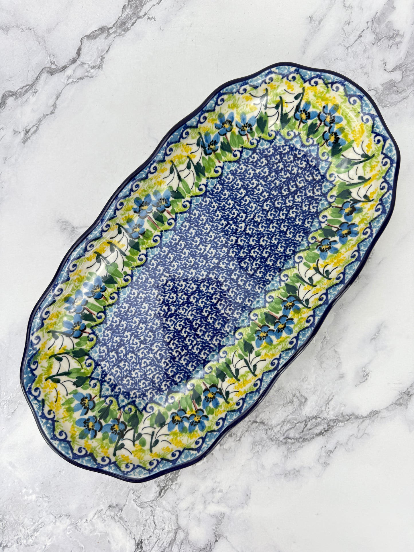 Scalloped Unikat Tray - Shape A42 - Pattern U5071