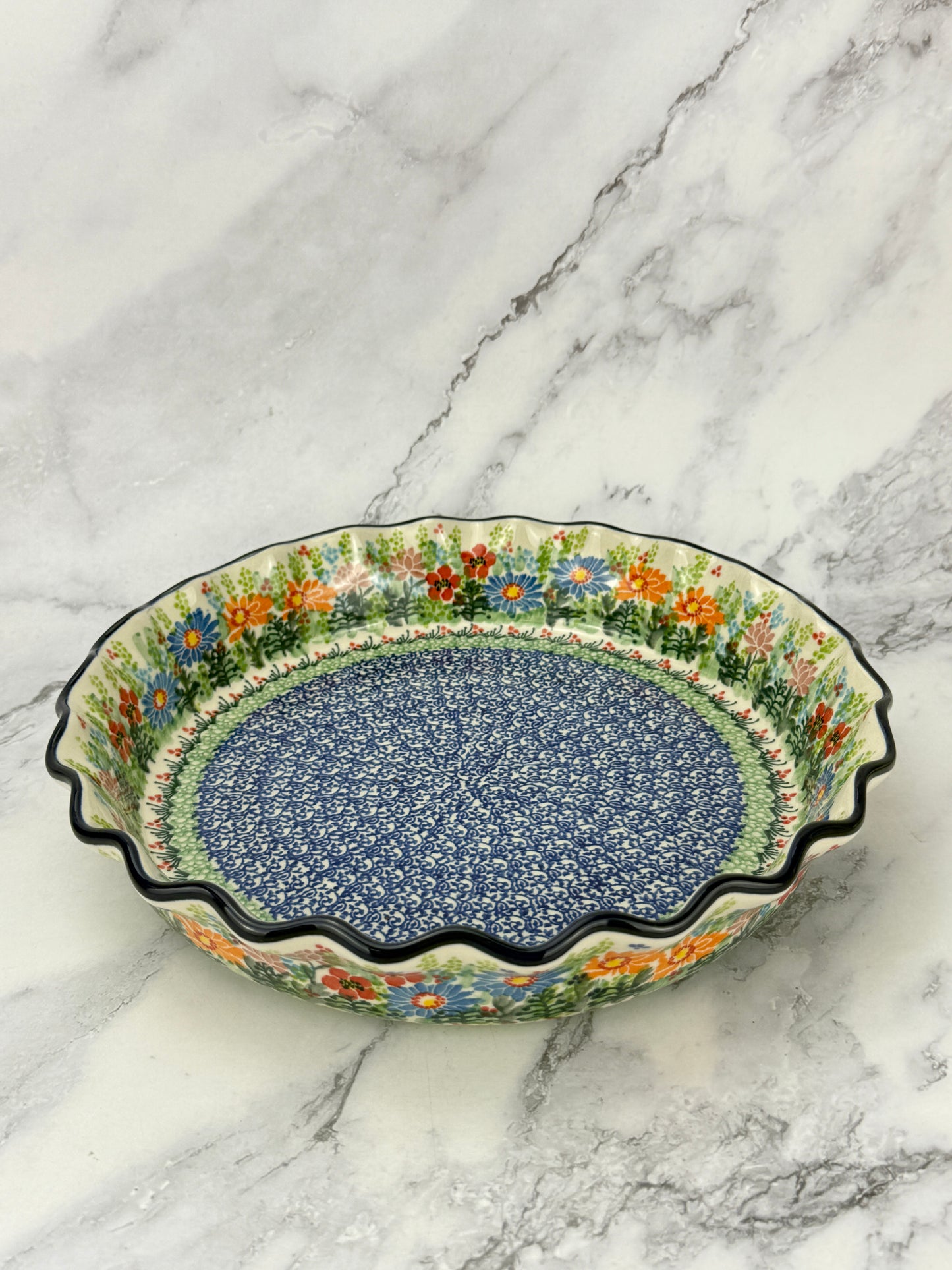 Ruffled Unikat Pie Plate / Round Baker - Shape 636 Pattern U5237
