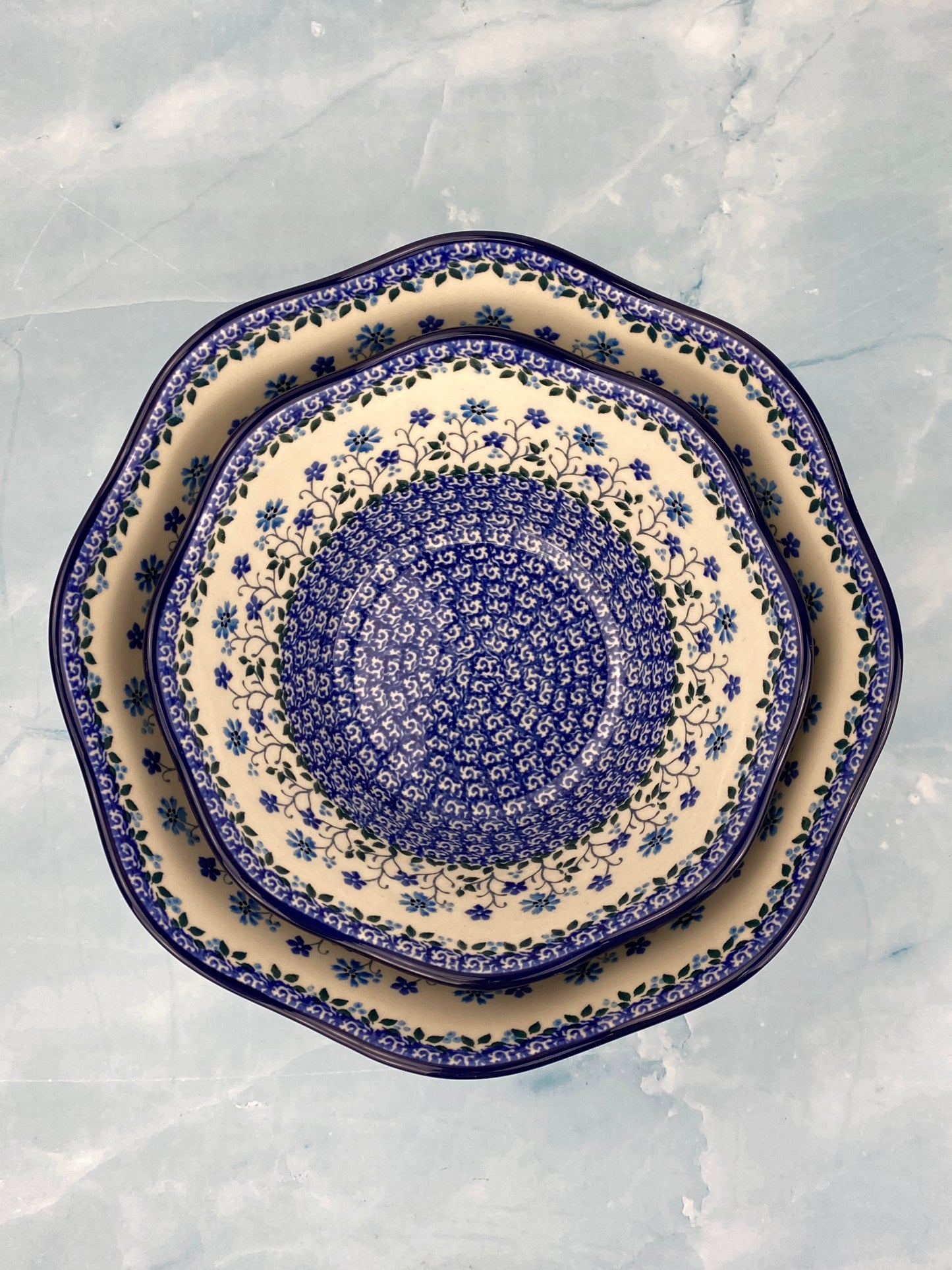 Large Wavy Serving Bowl - Shape 692 - Pattern 2785