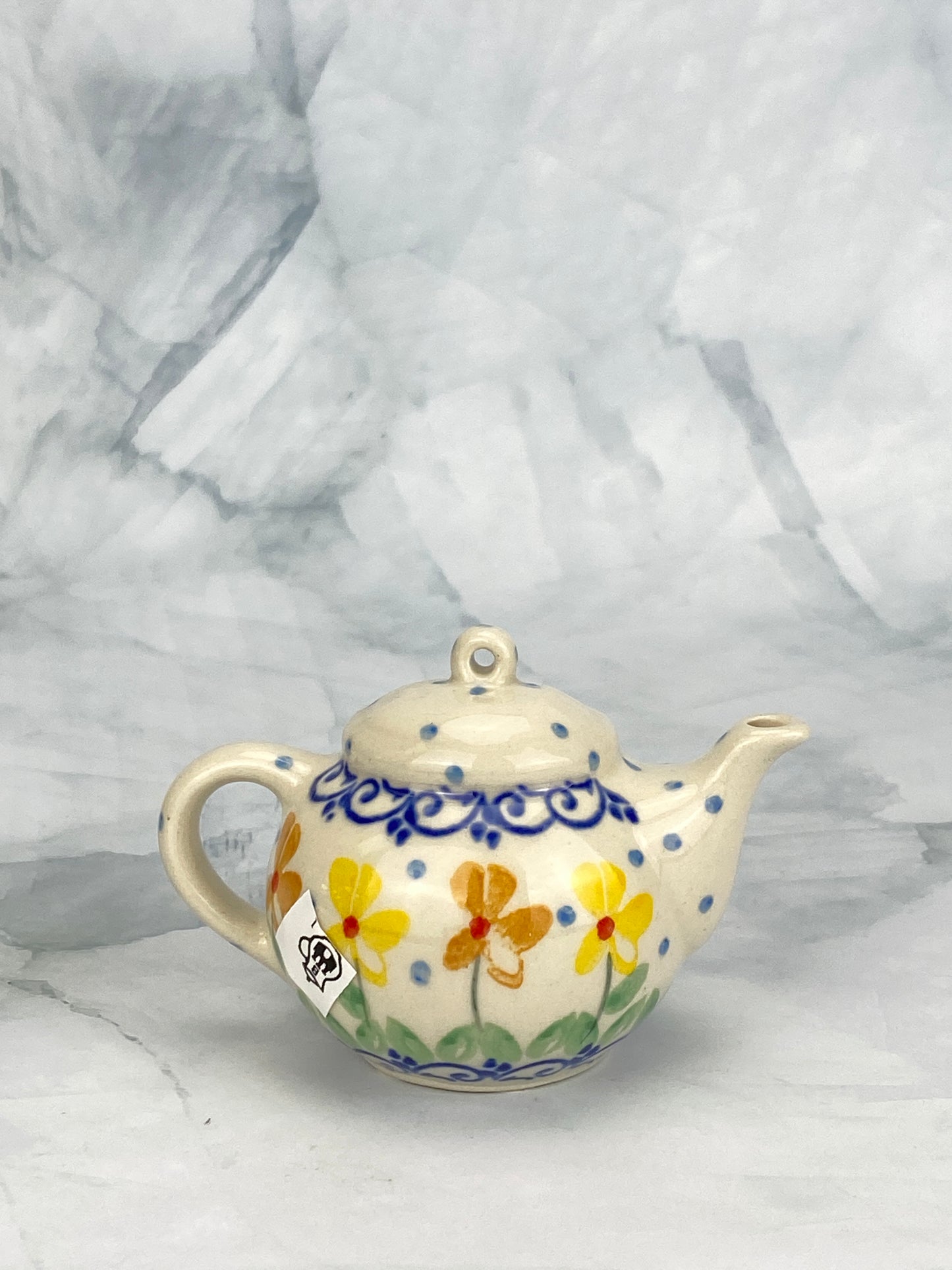 Teapot Ornament - Shape F88 - Pattern 2753