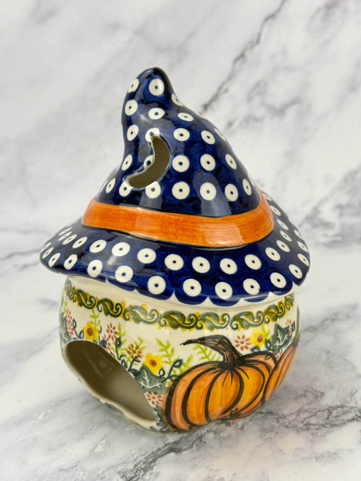 SALE Small Unikat Pumpkin With Hat - Pattern A567