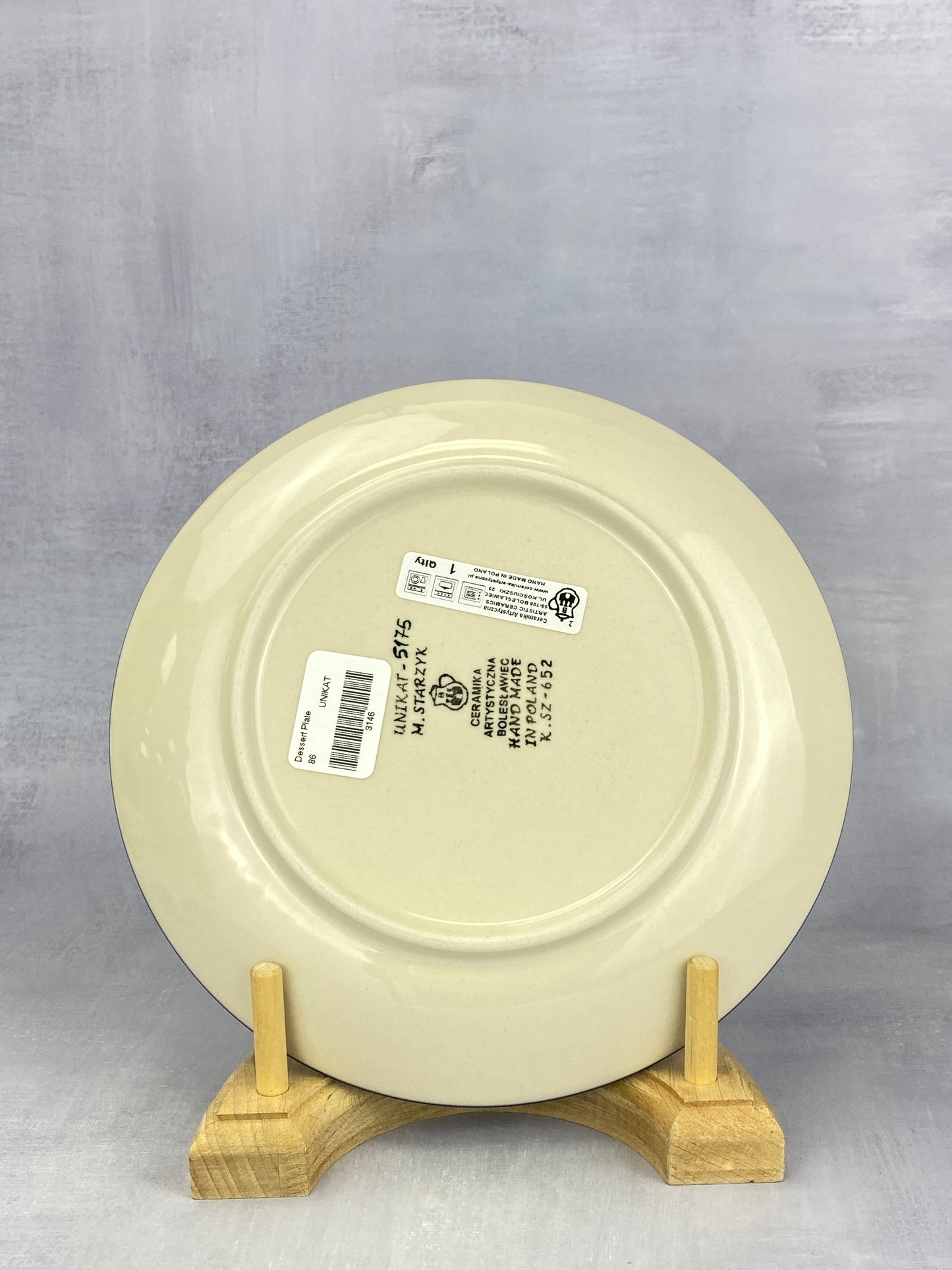 8" Unikat Dessert Plate - Shape 86 - Pattern U5175