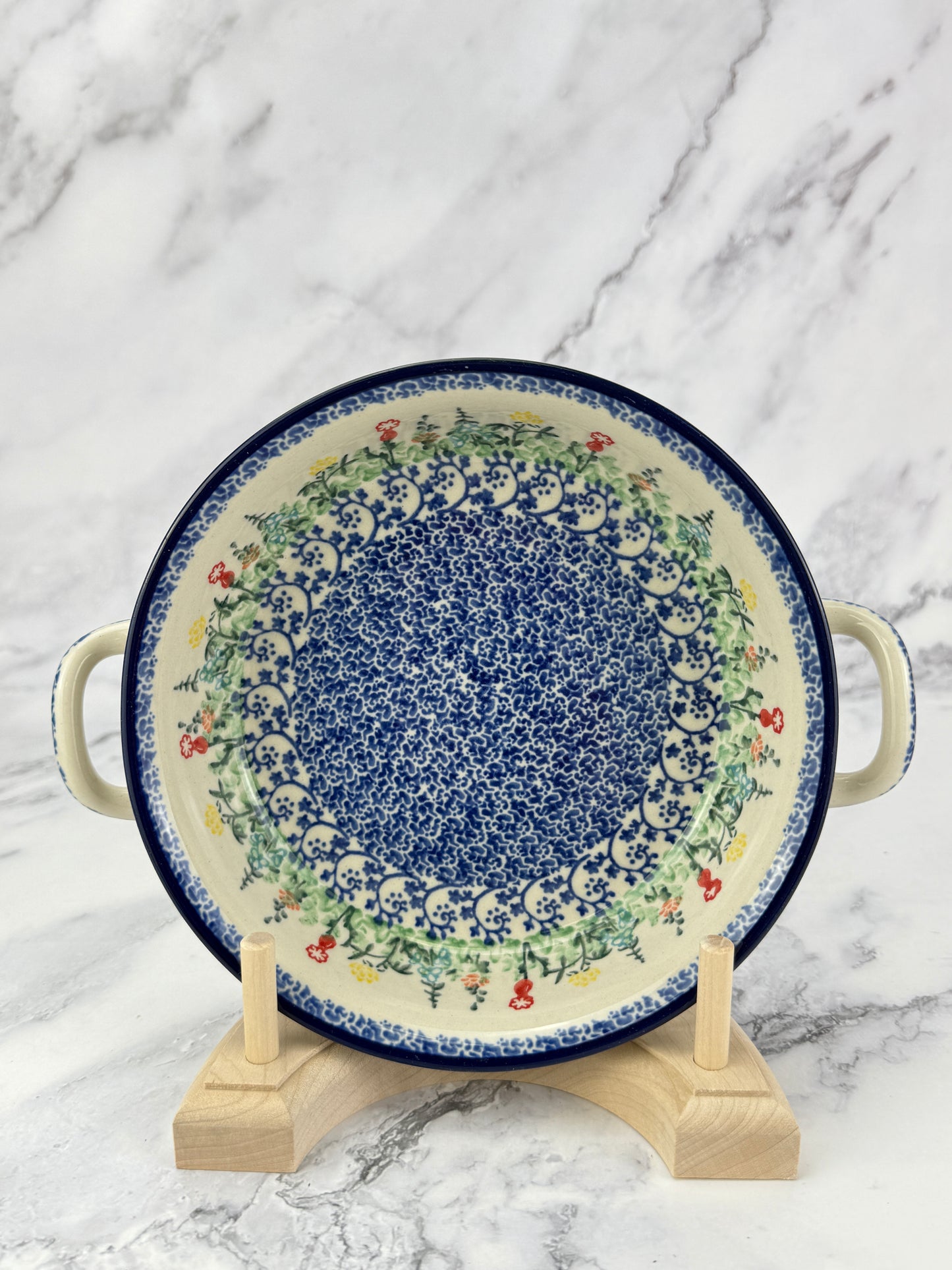 Small Round Baker with Handles - Shape C40 - Pattern 3230