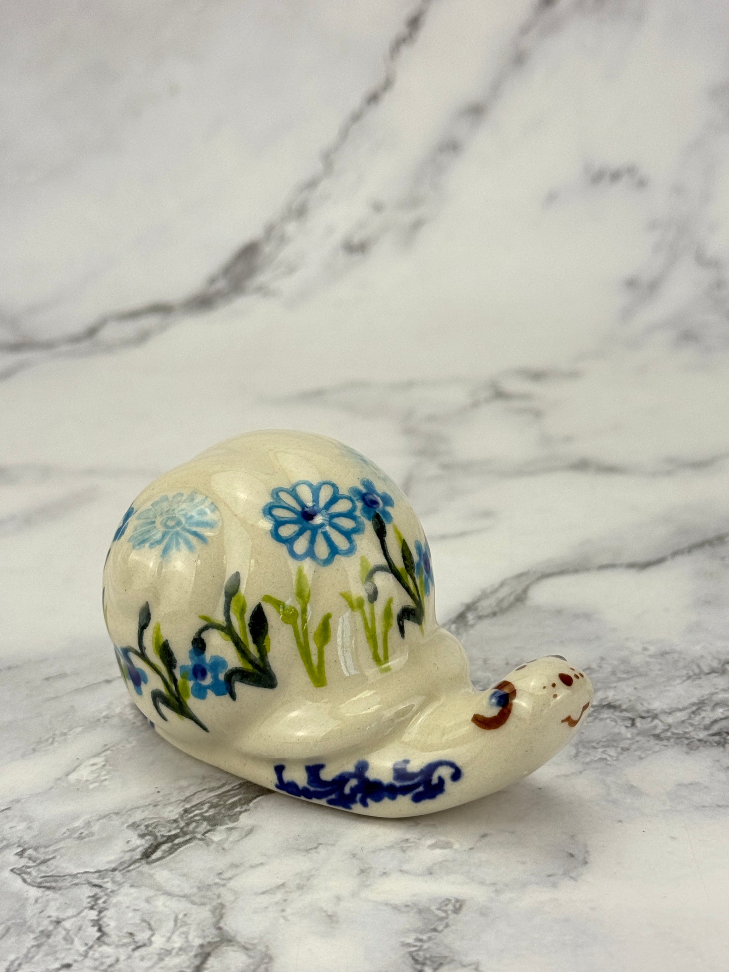 Snail Figurine - Shape V415 - Pattern Royal Garden