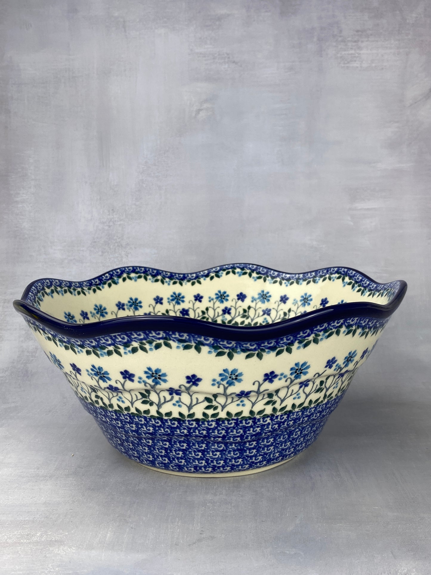 Large Wavy Serving Bowl - Shape 692 - Pattern 2785