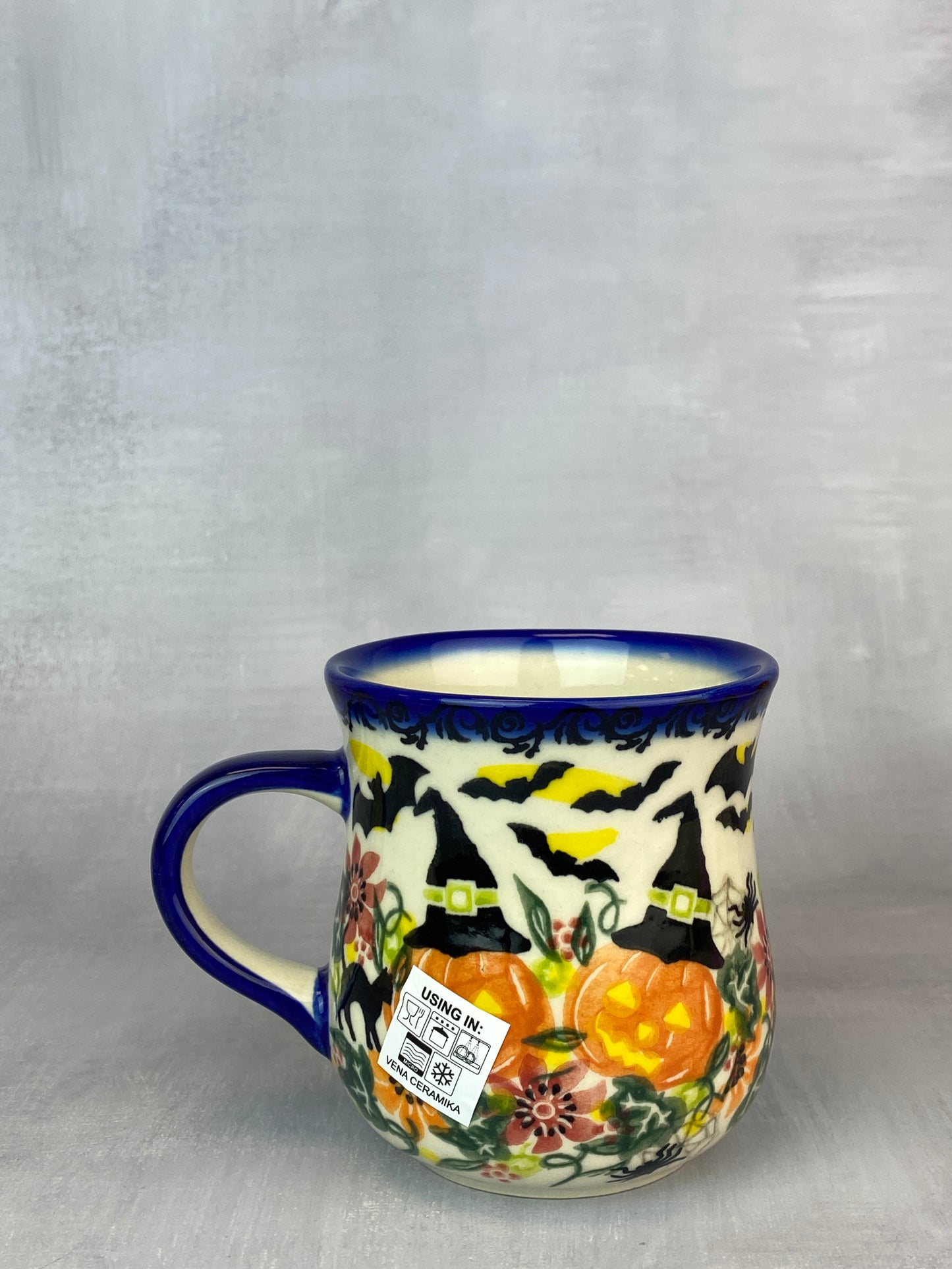 Vena Unikat 8oz Mug - Shape V053 - Jack-O-Lanterns and Bats