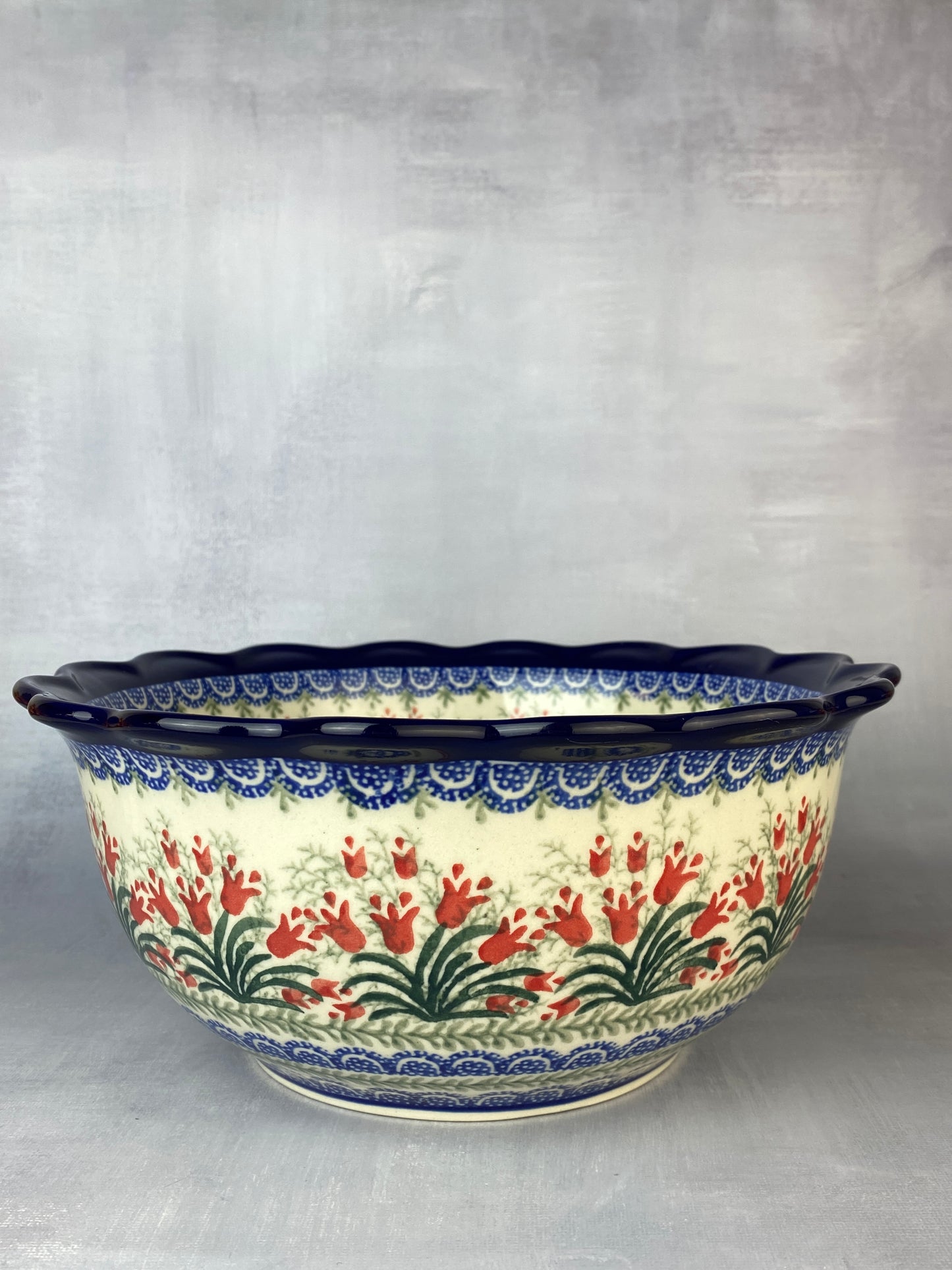 Large Ruffled Bowl - Shape 628 - Pattern 1437